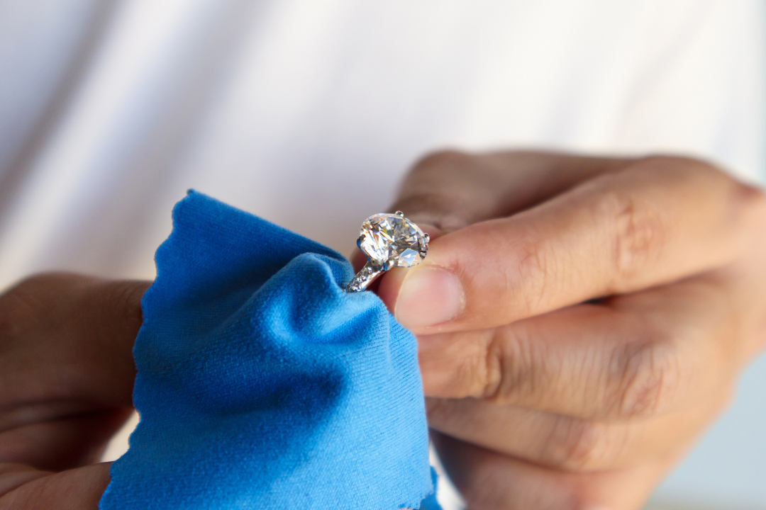 How to Clean Lab Grown Diamond Rings at Home: Safe and Easy Steps