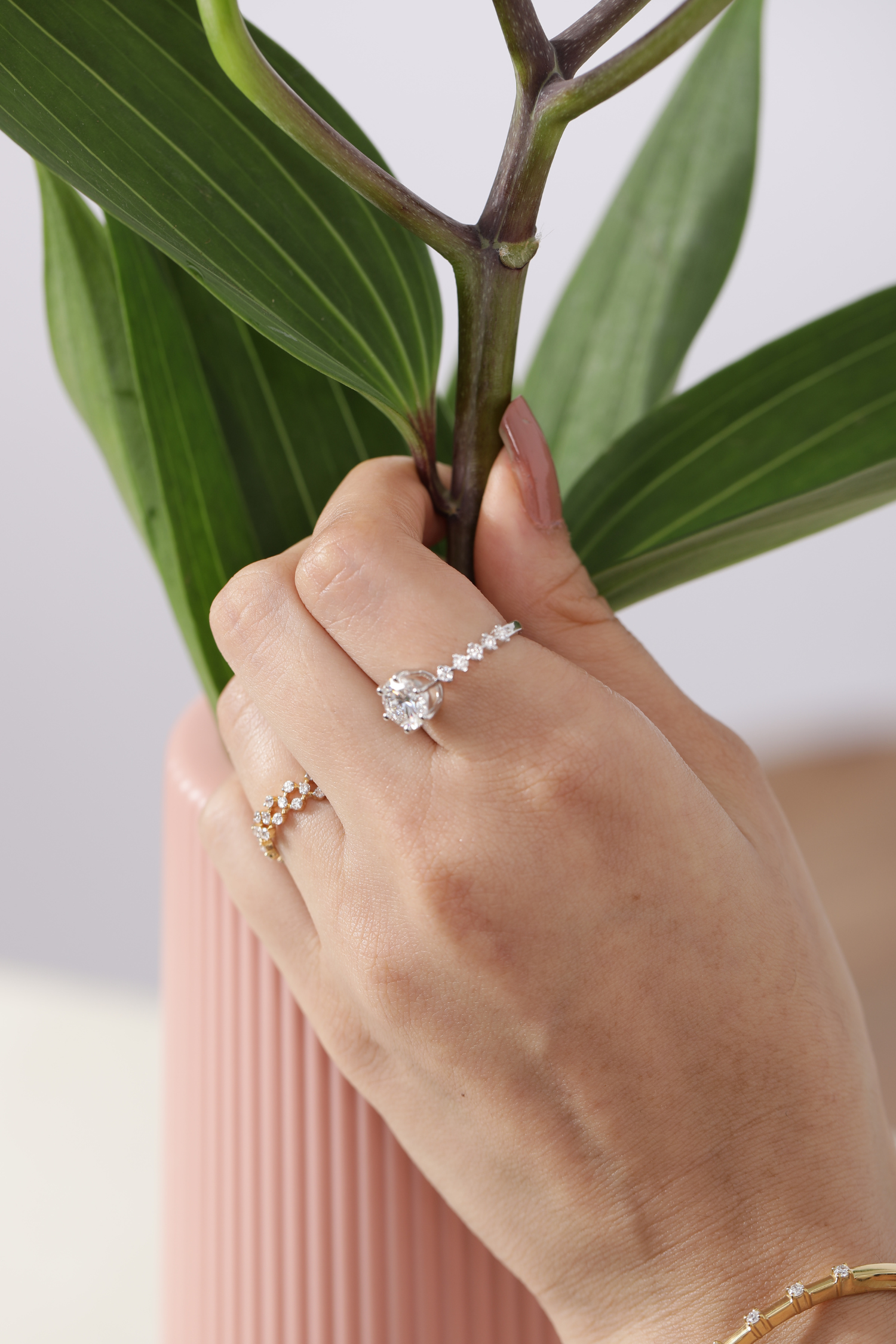 1.50Ct Paloma Pavé Band with Round Brilliant Solitaire in Ring Size 14