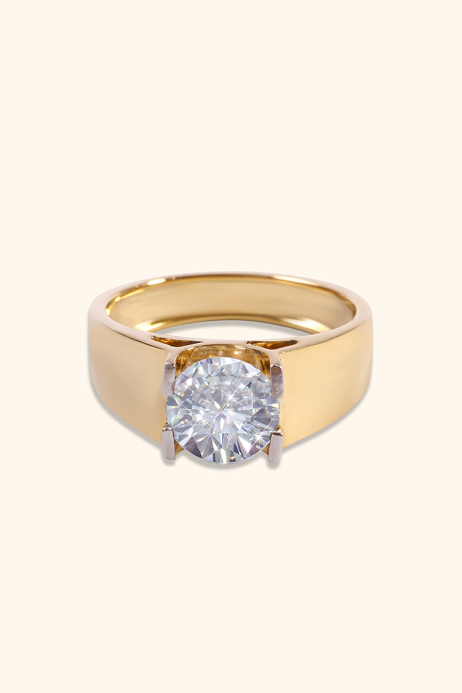 Valour Men's Band with a Round Premium Solitaire