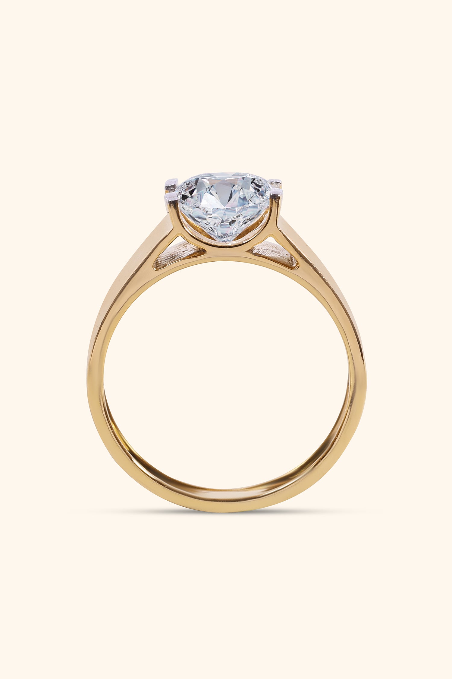 Valour Men's Band with a Round Premium Solitaire