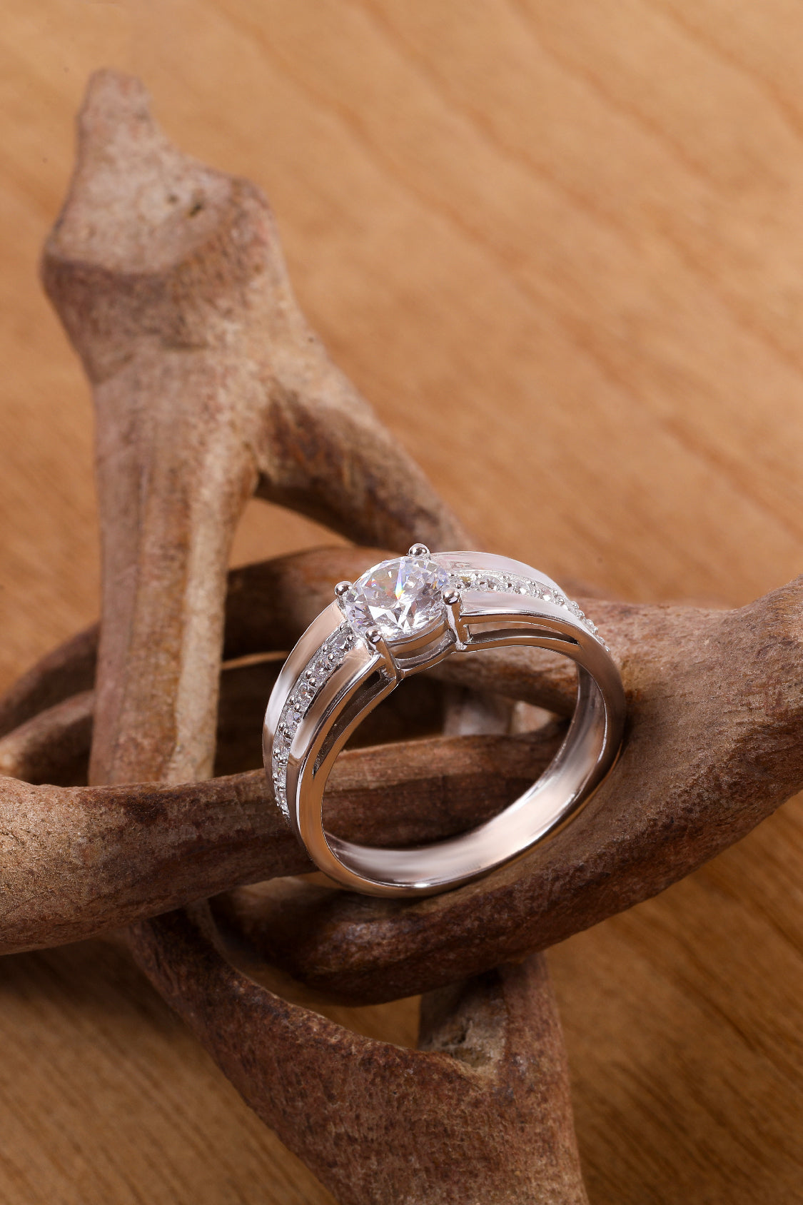 Magnate Mens Pavé Band with a Round Premium Solitaire