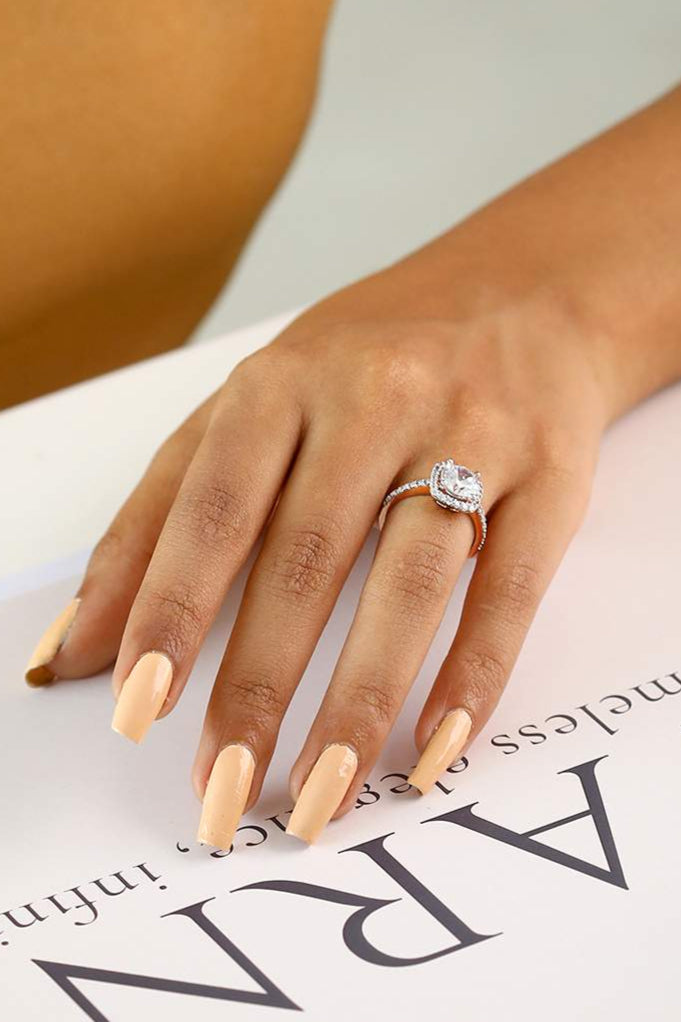 Rosalinda with Round Brilliant Solitaire
