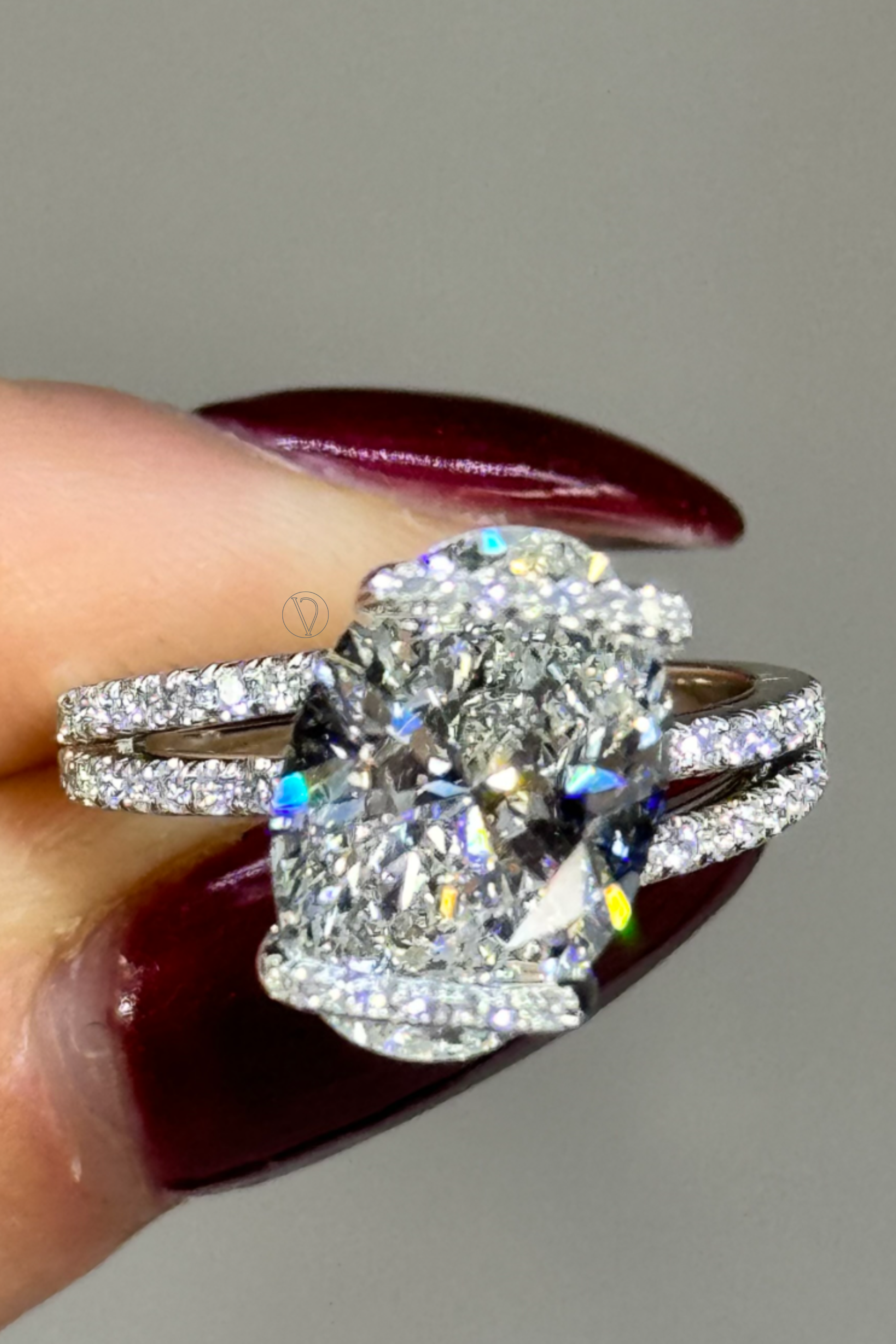 Mirellé Split Shank Ring