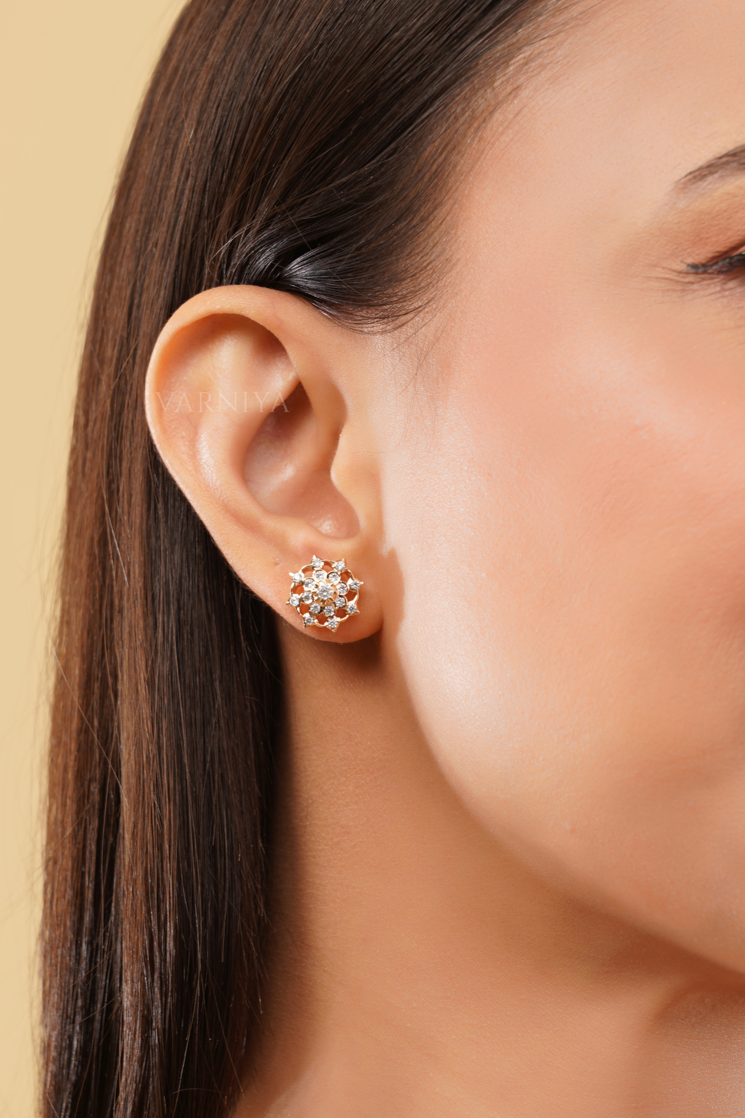 Shaili - The power of beginnings, the first light of Navratri