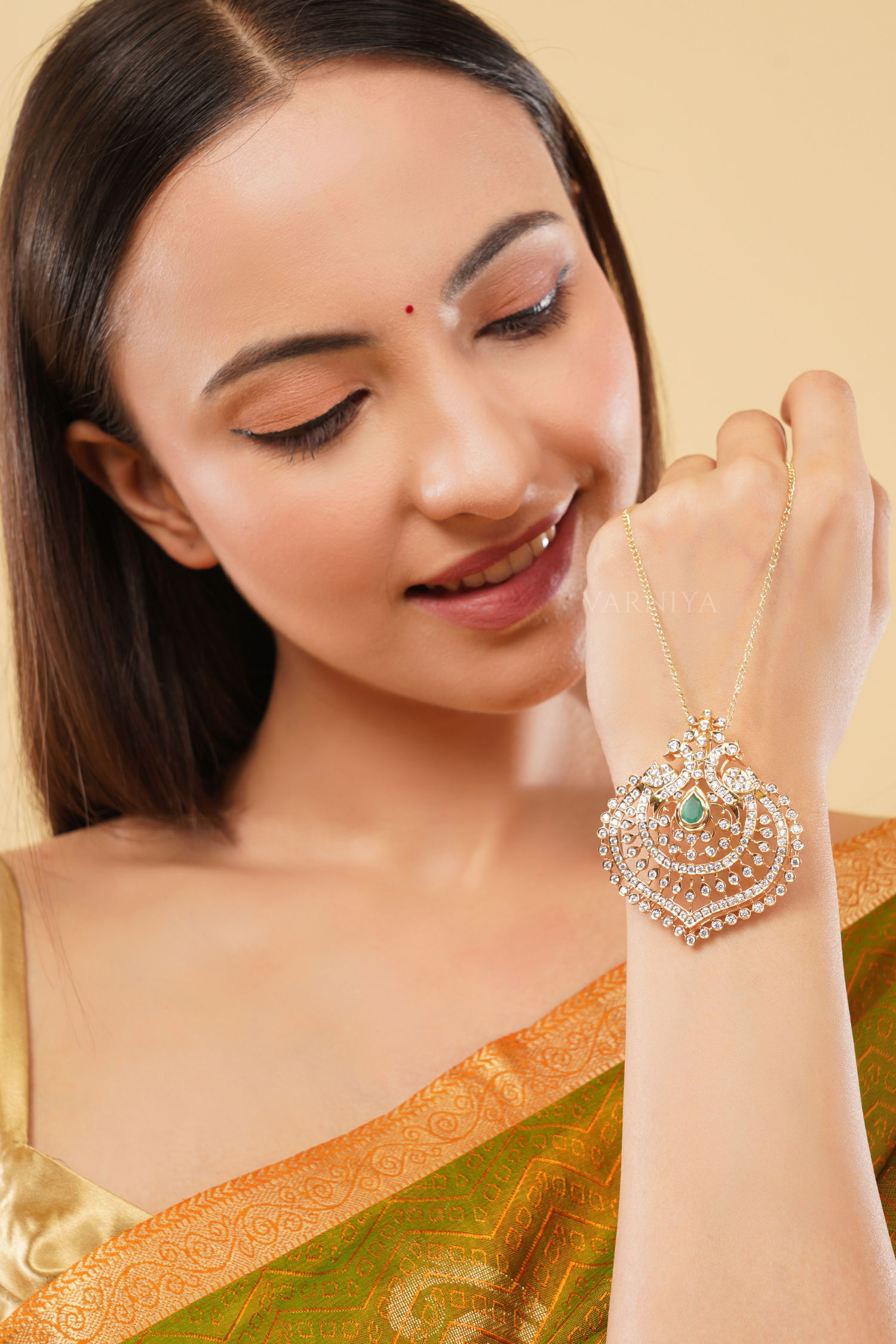 Traditional Timeless Opulence Pendant