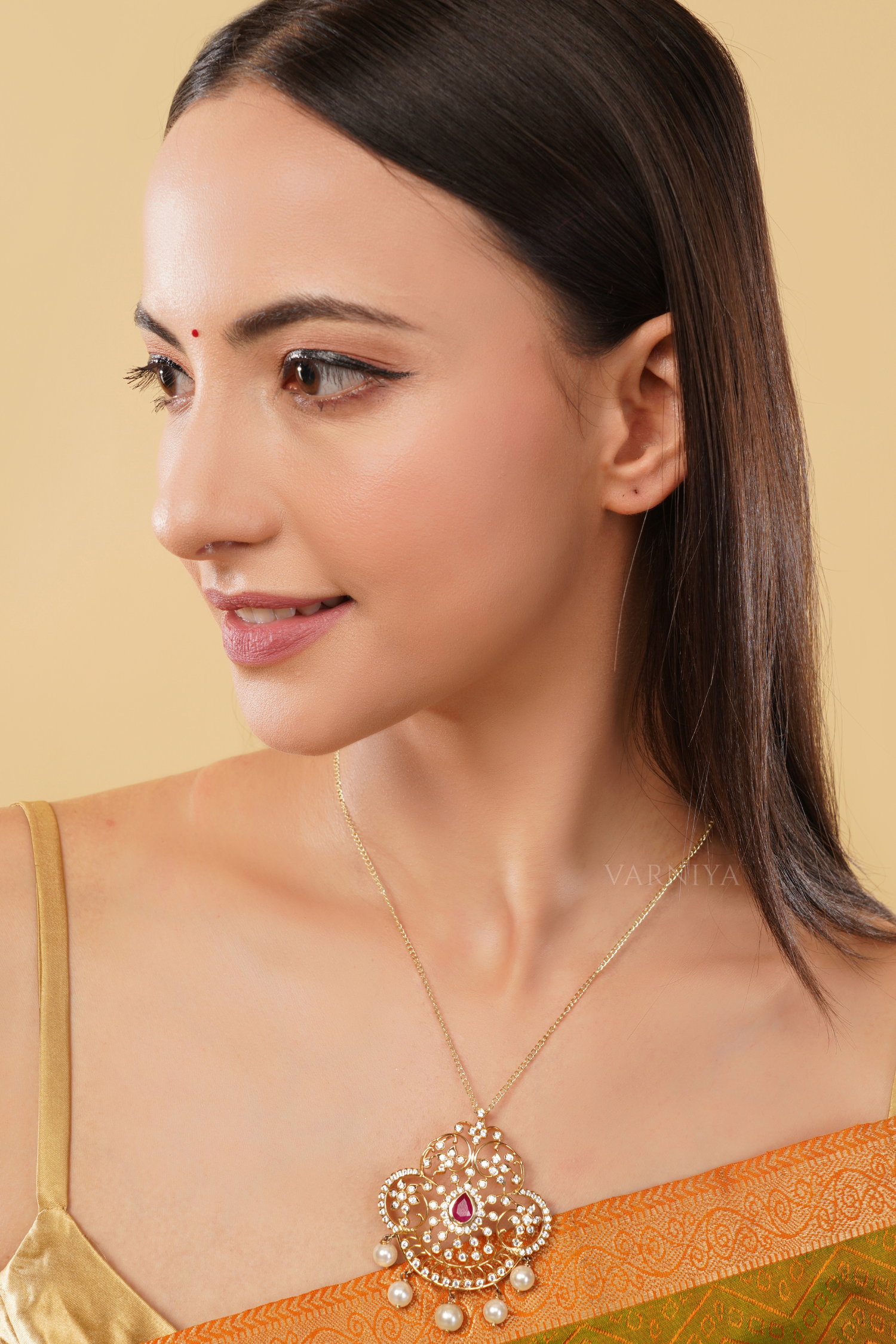 Traditional Radiant Sunburst Pendant