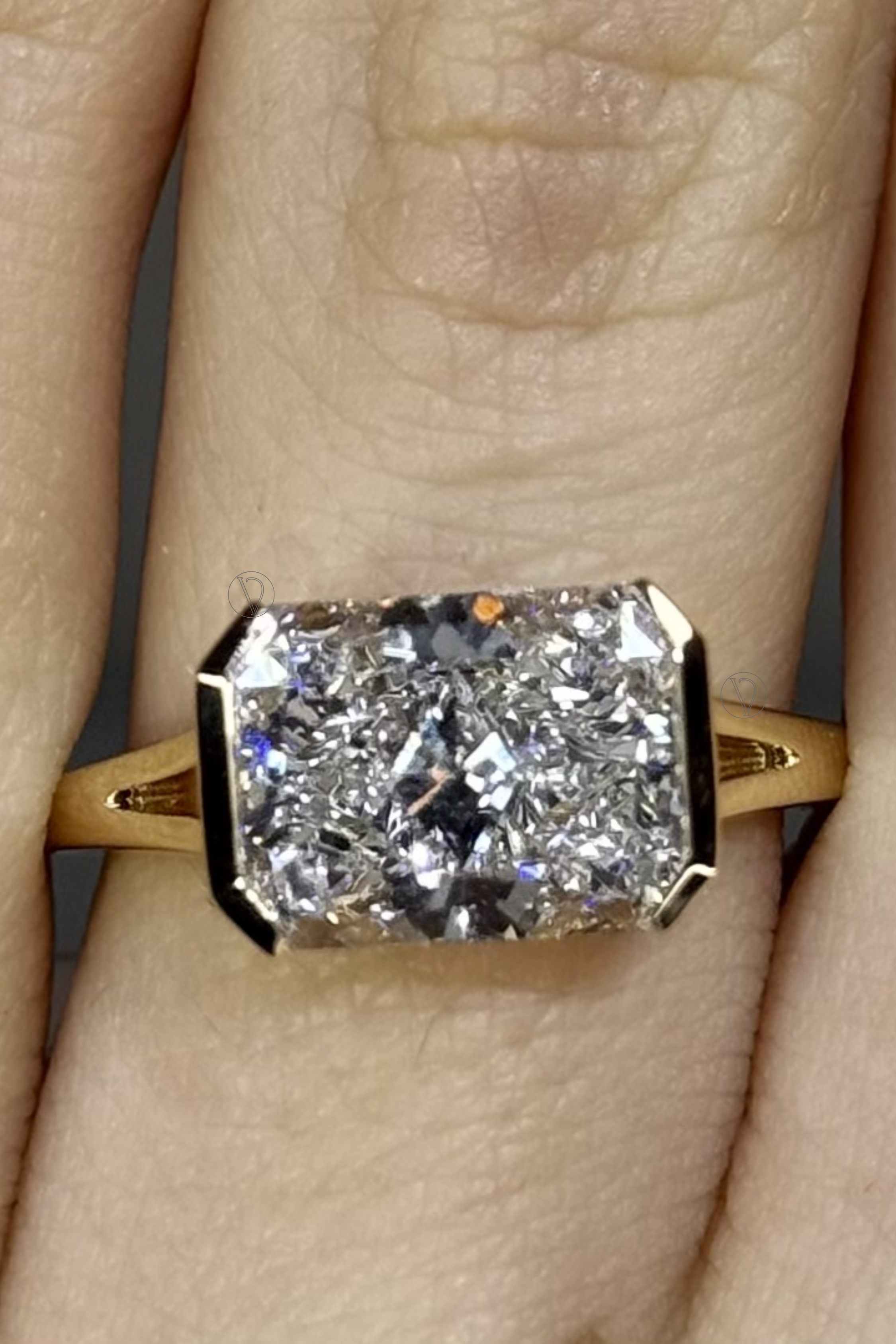 East West Radiant Solitaire Split Band Ring