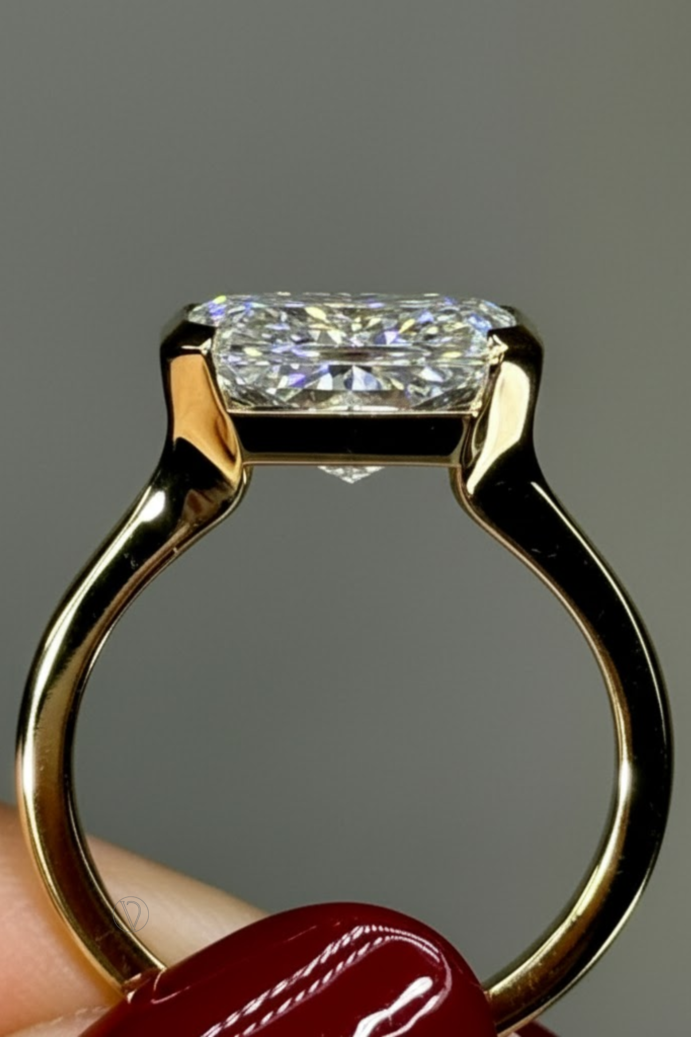 East West Radiant Solitaire Split Band Ring