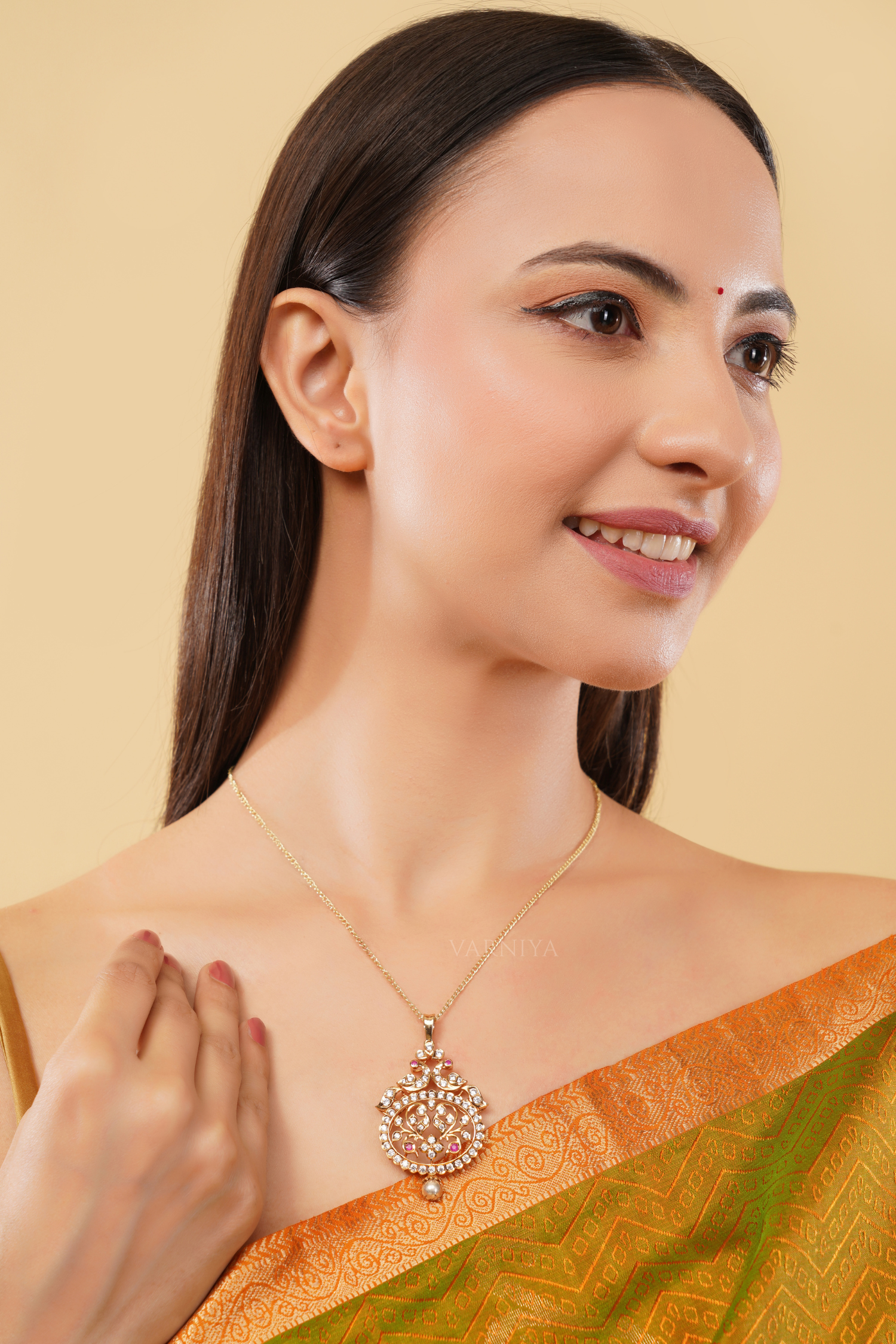 Traditional Floral Bloom Pendant