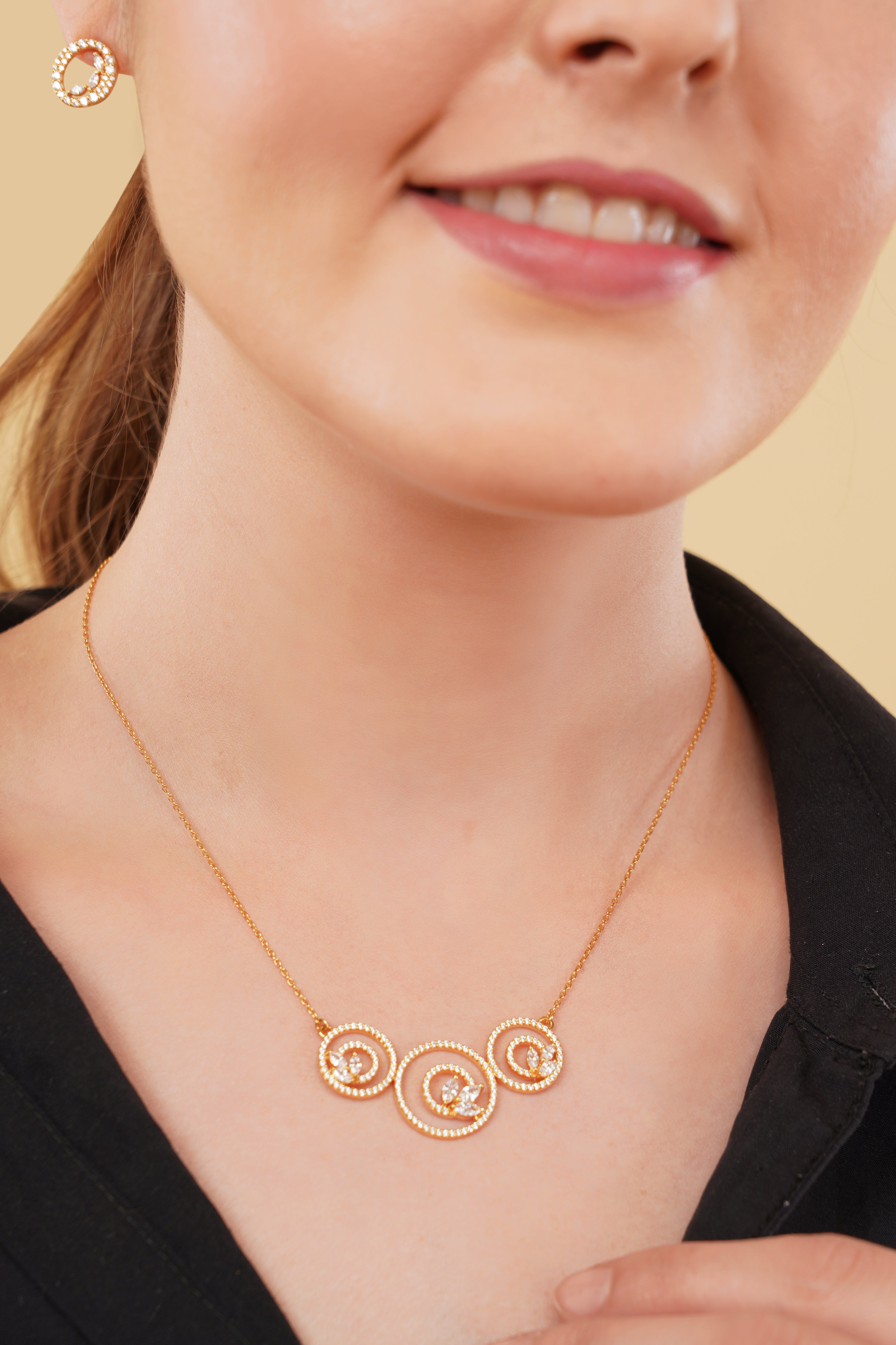 The Triple Radiance Designer Pendant Set