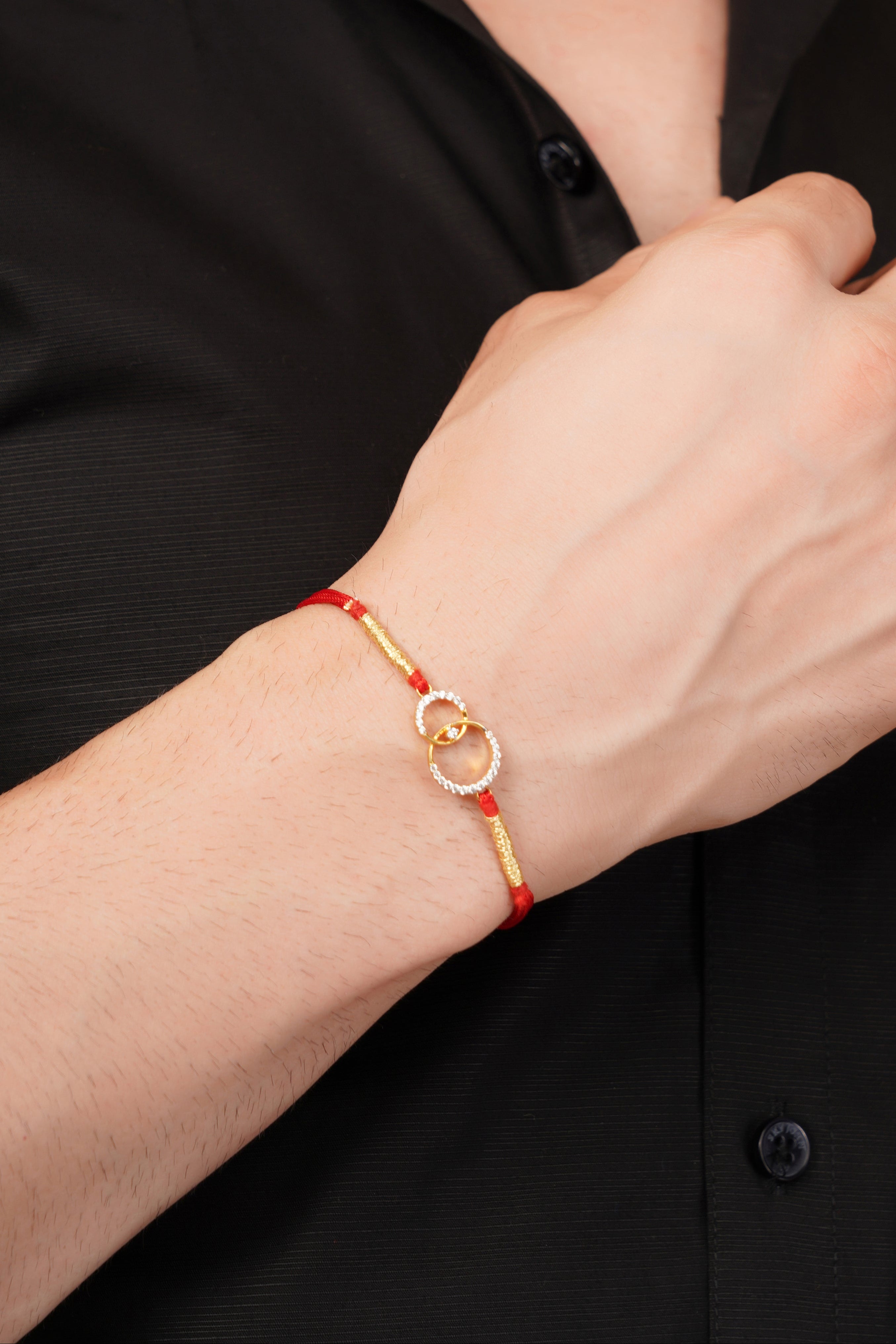 Interlinked Circles Pavé Forever Bracelet