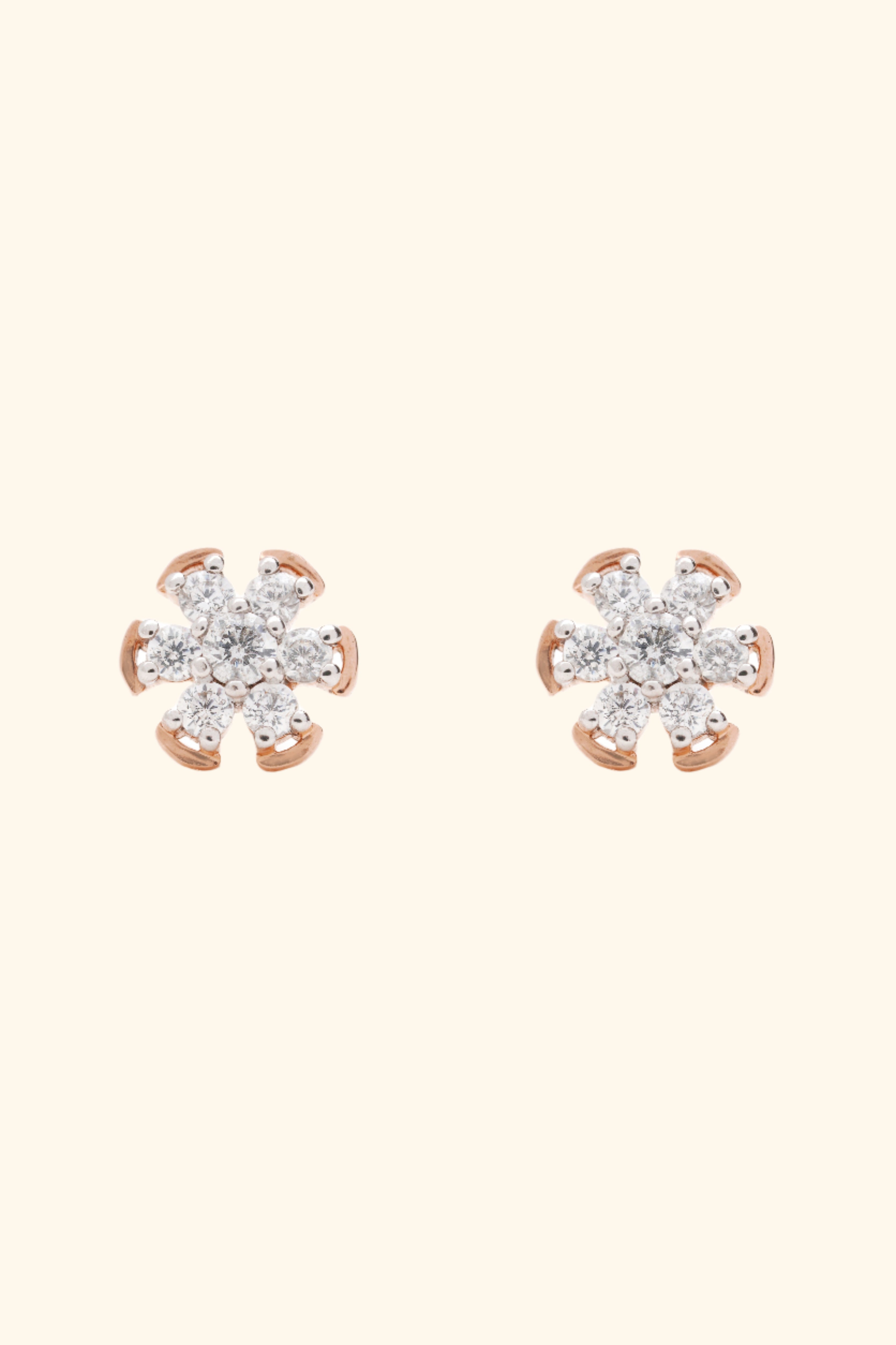 Luminus Diamond Cluster Studs