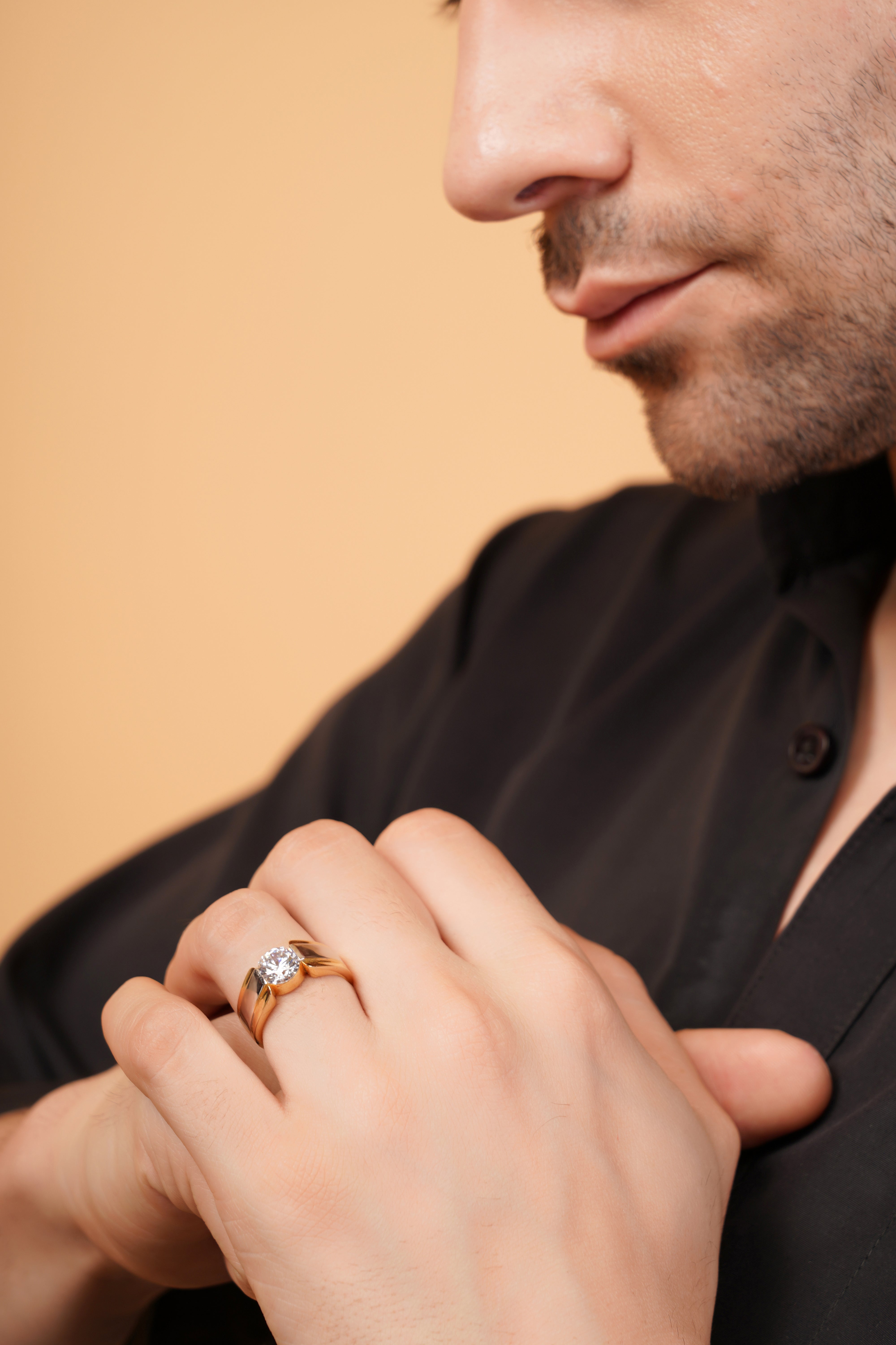 Echelon Men's Dual-tone Band with a Round Solitaire