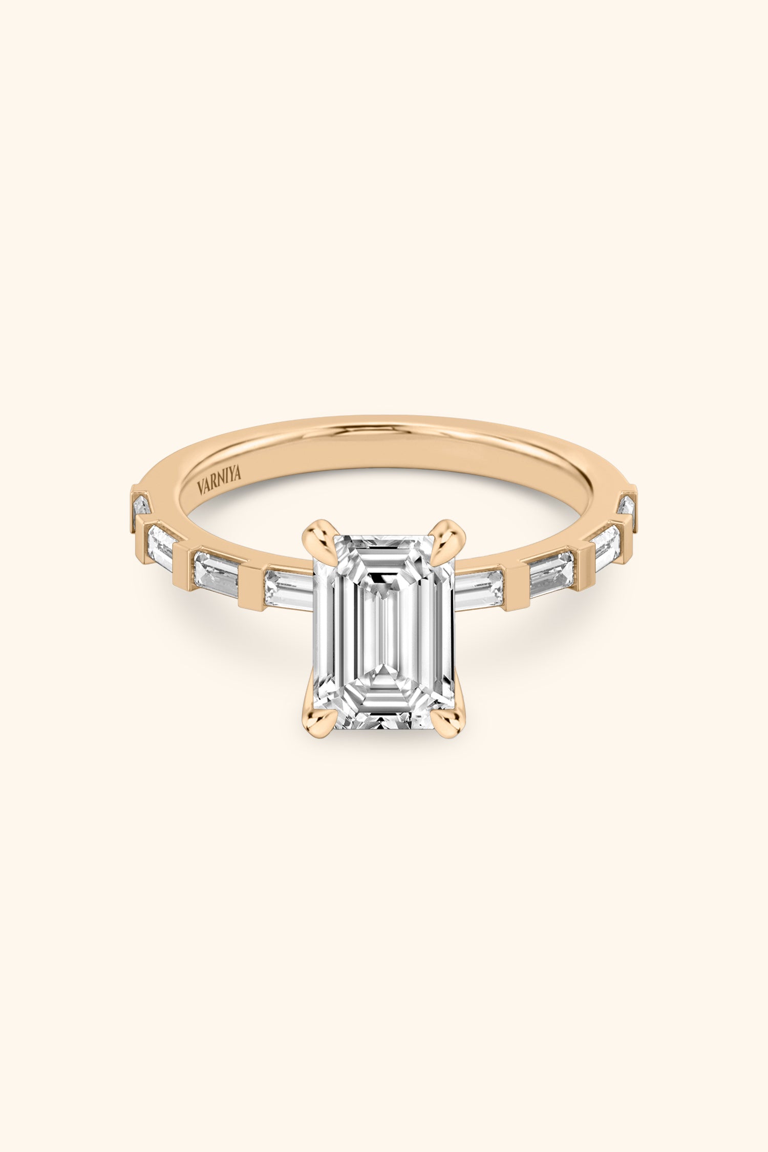 French Bar Embellished with an Emerald Solitaire