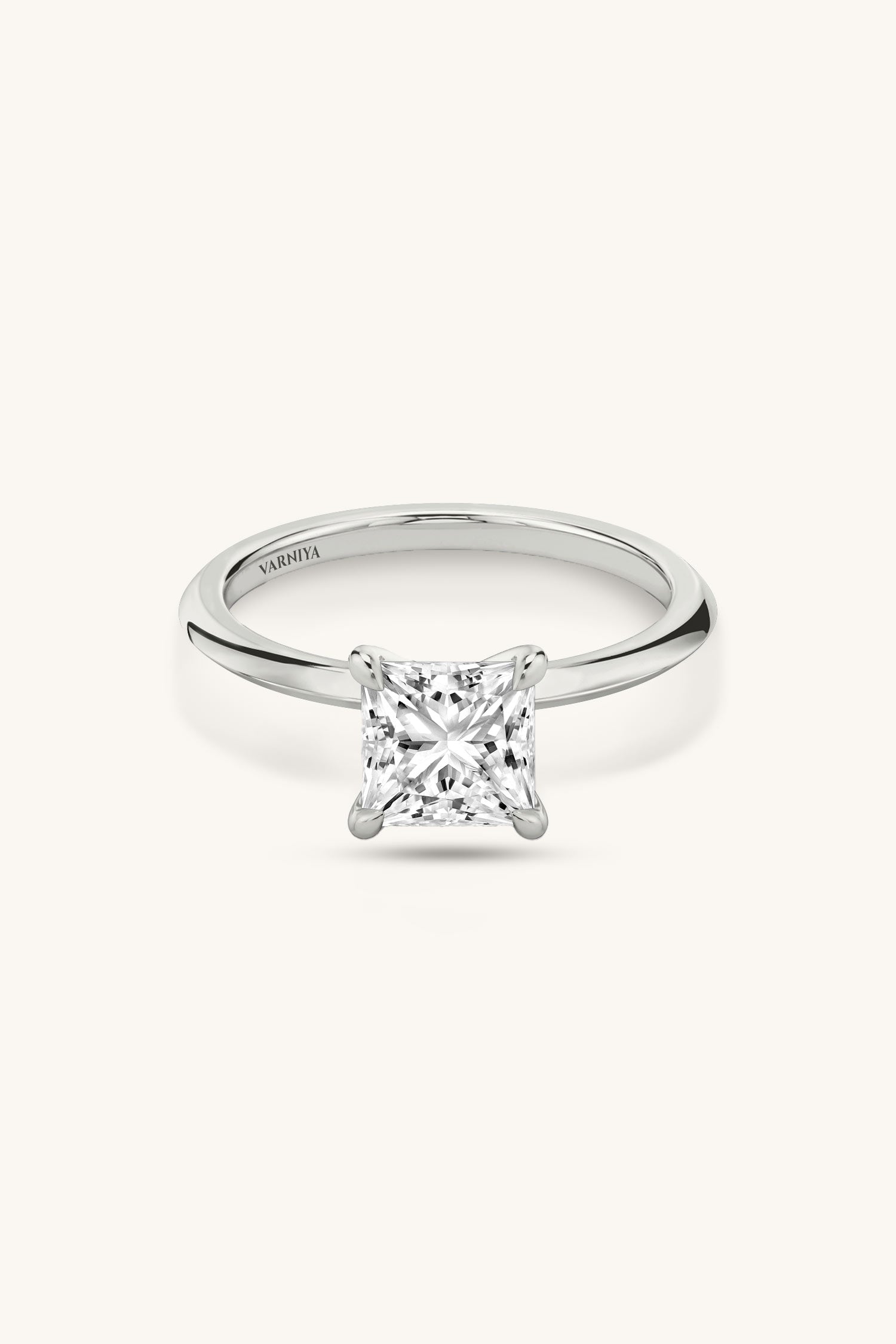 Amália Princess Solitaire Ring