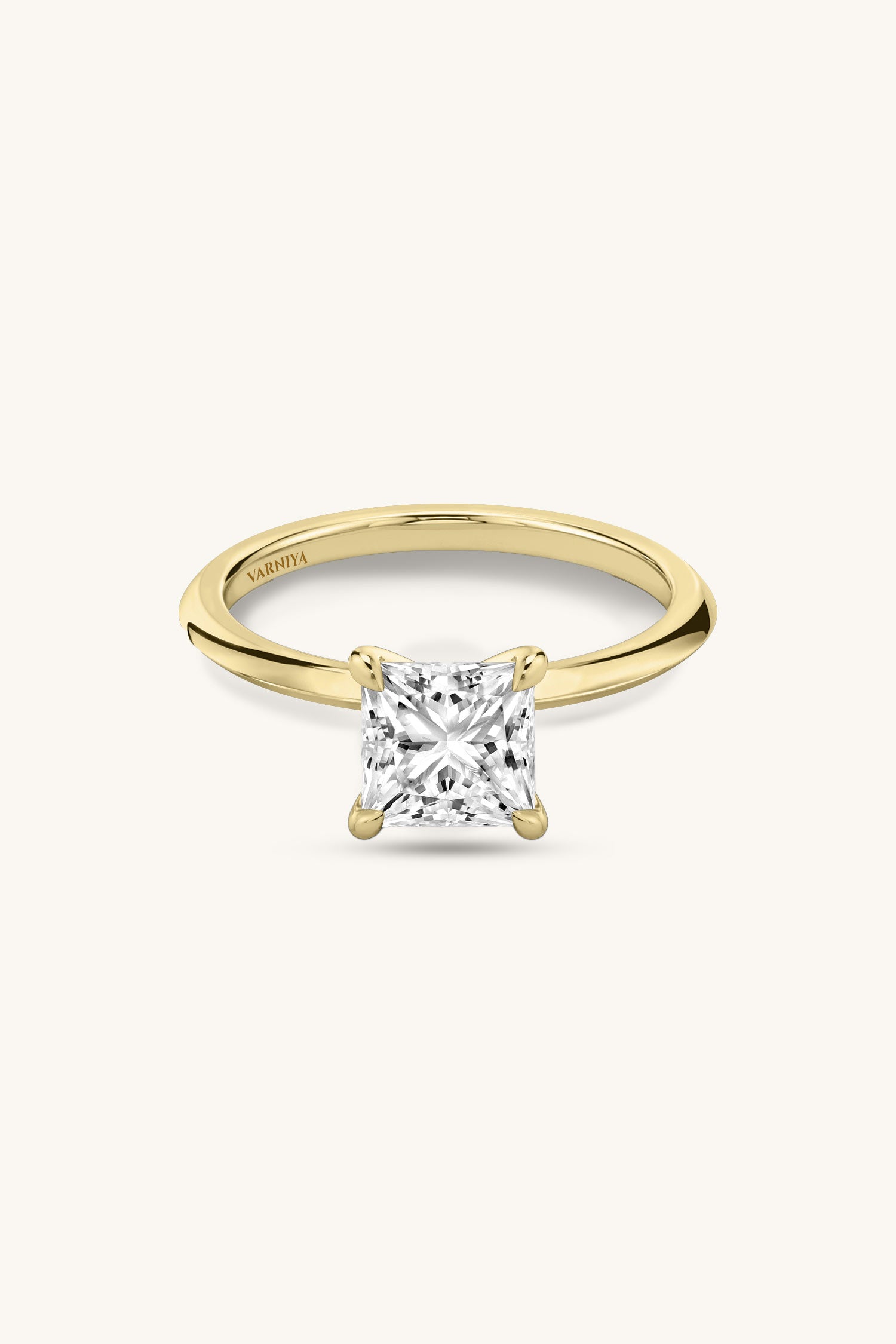Amália Princess Solitaire Ring