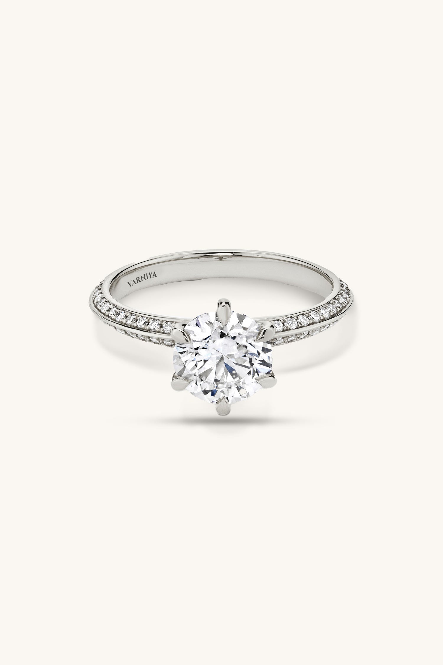 Amália Round Brilliant Solitaire Pavé Ring