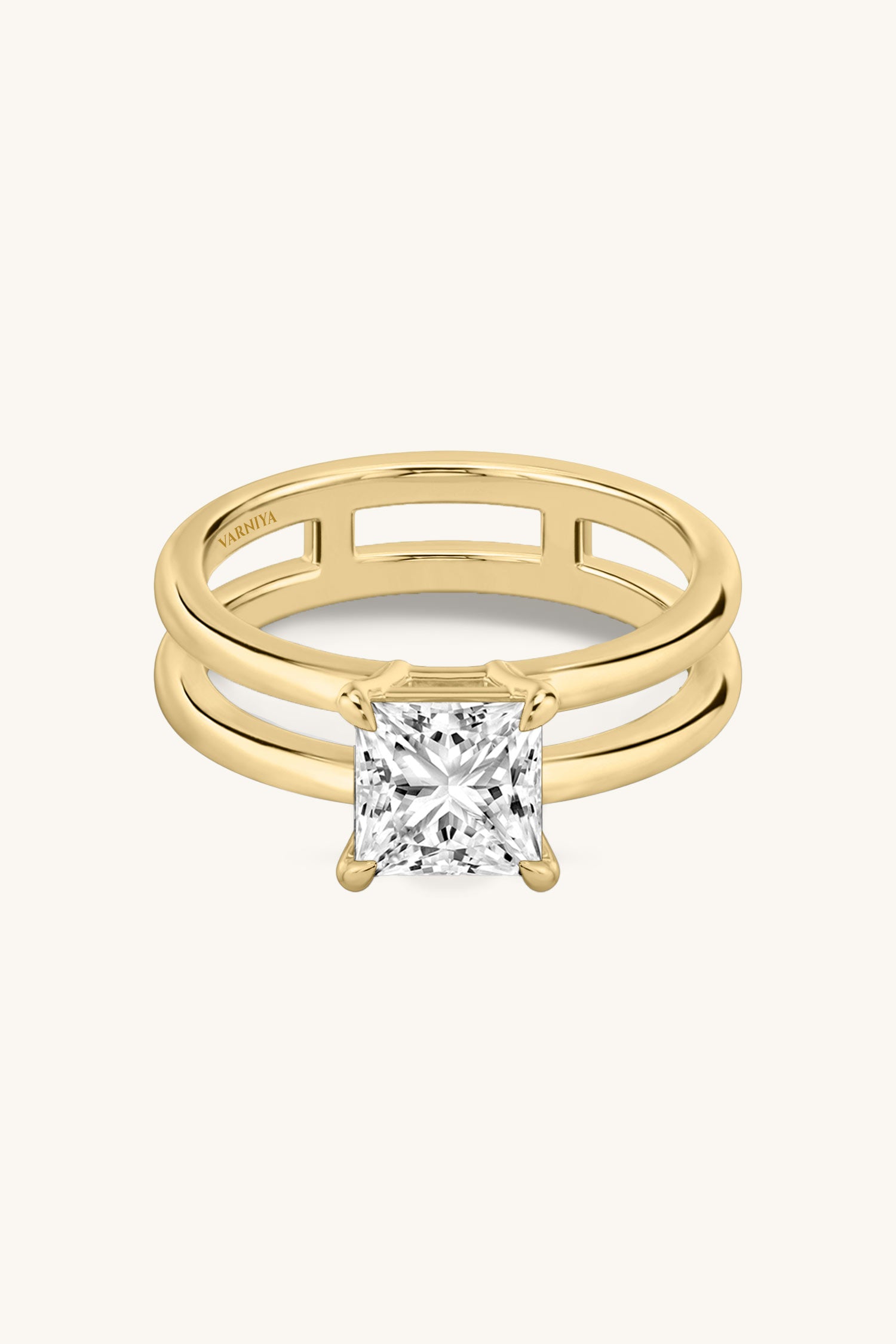 DULCE HALO ROUND BRILLIANT SOLITAIRE PAVÉ RING