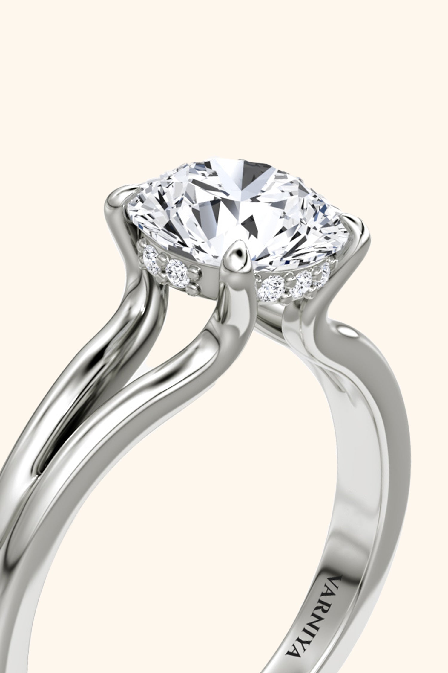 Dulce Halo Round Brilliant Solitaire Ring