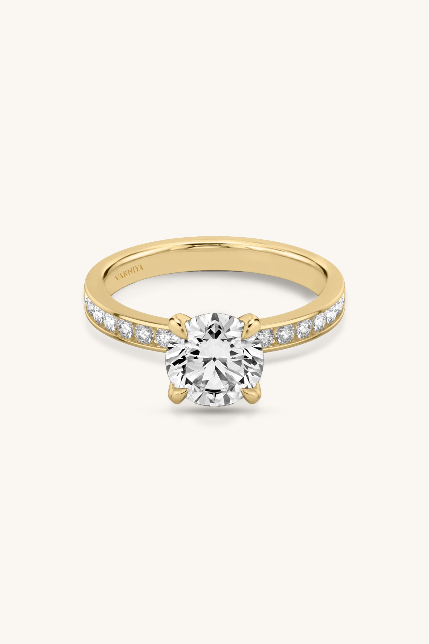 Sequinne Round Solitaire Large Pavé Band