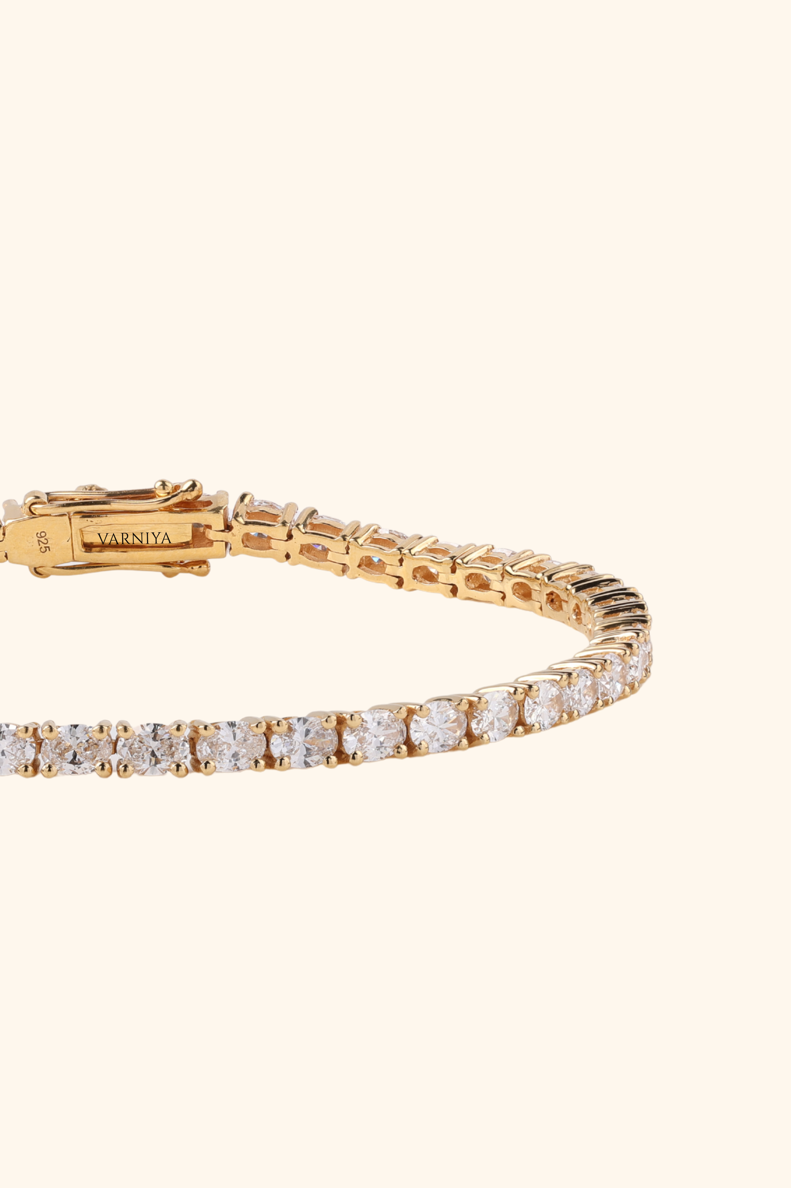 The Timeless Oval Sparkle Bracelet