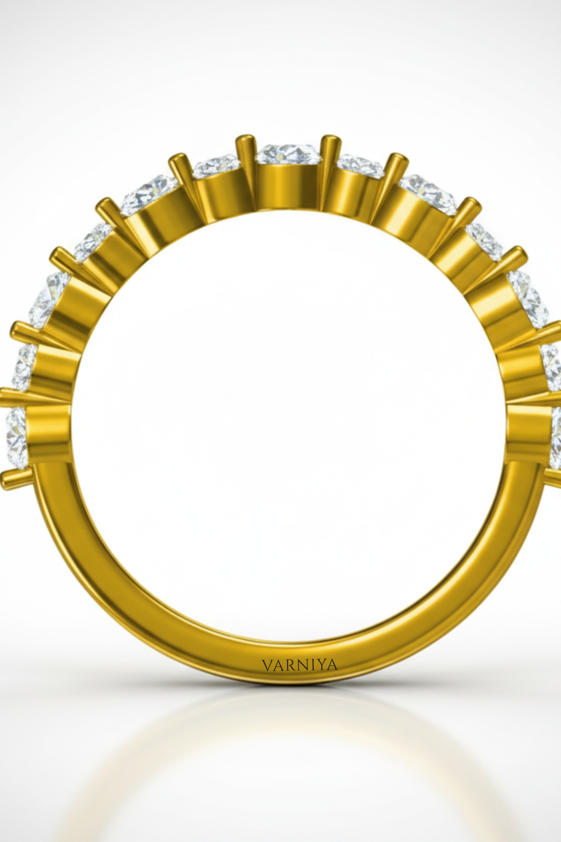 The Alegria Alternating Diamond Pavé Band