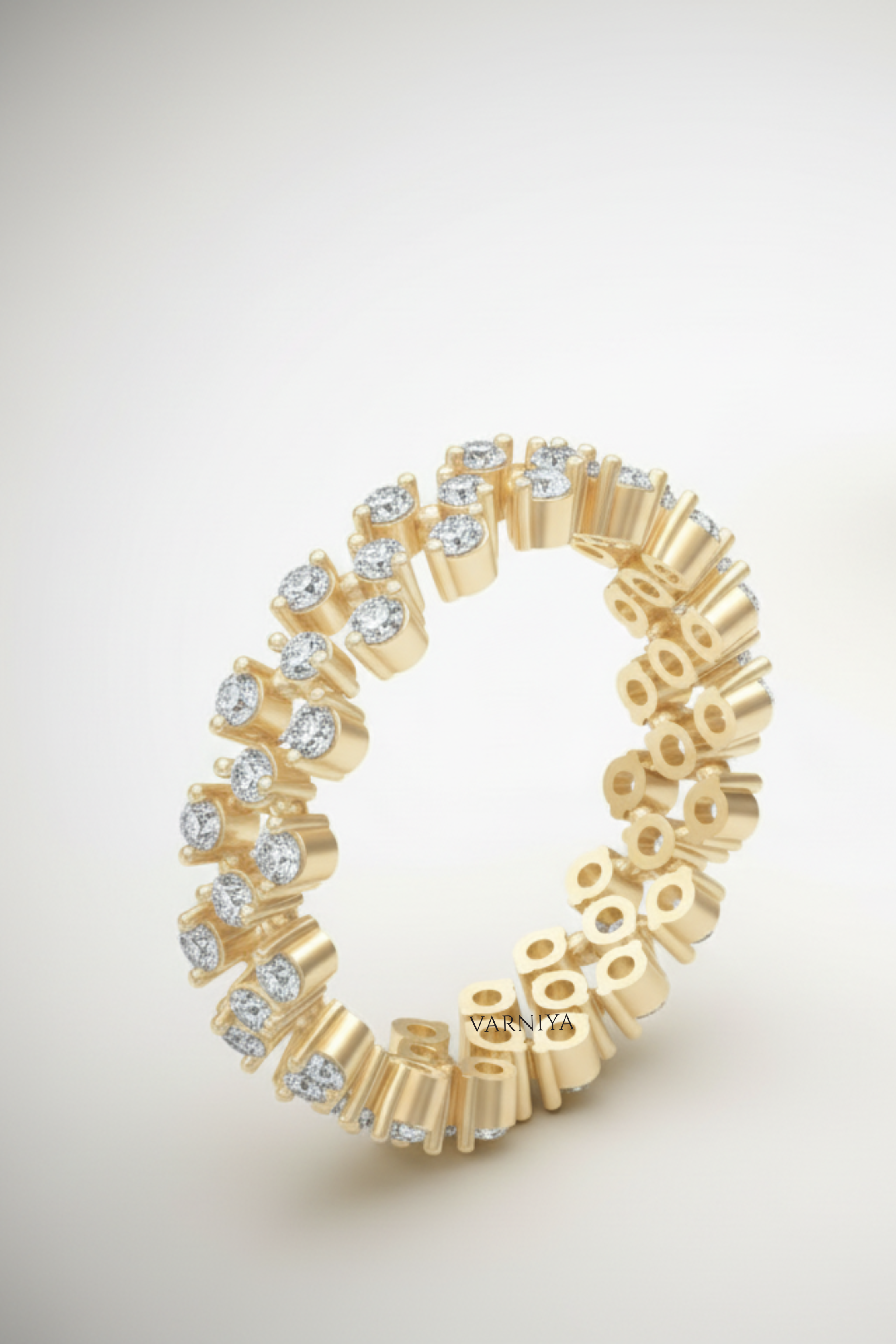 The Rosalinda Floral Vine Pavé Band