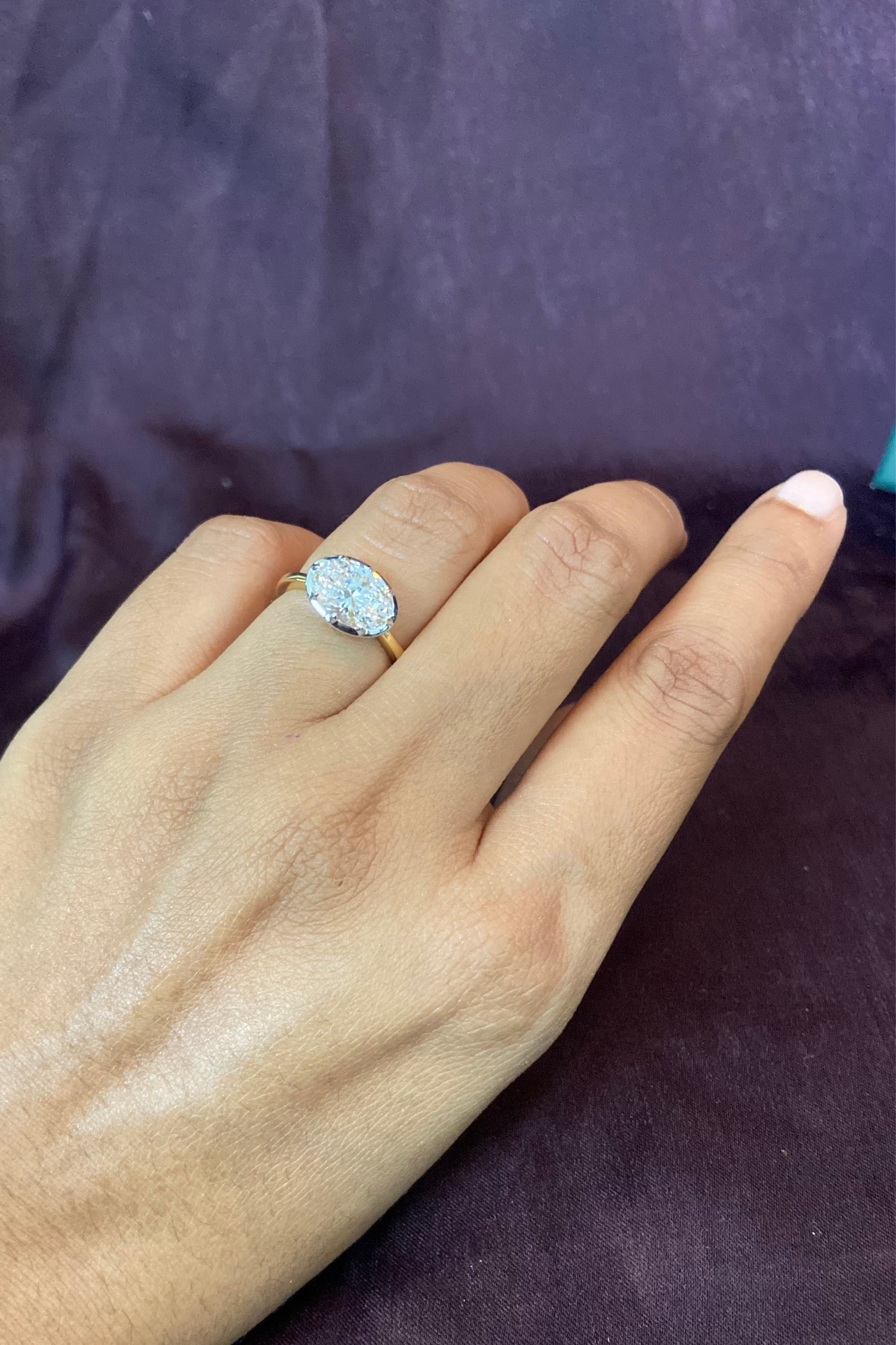 2Ct Oval East West Setting Ring