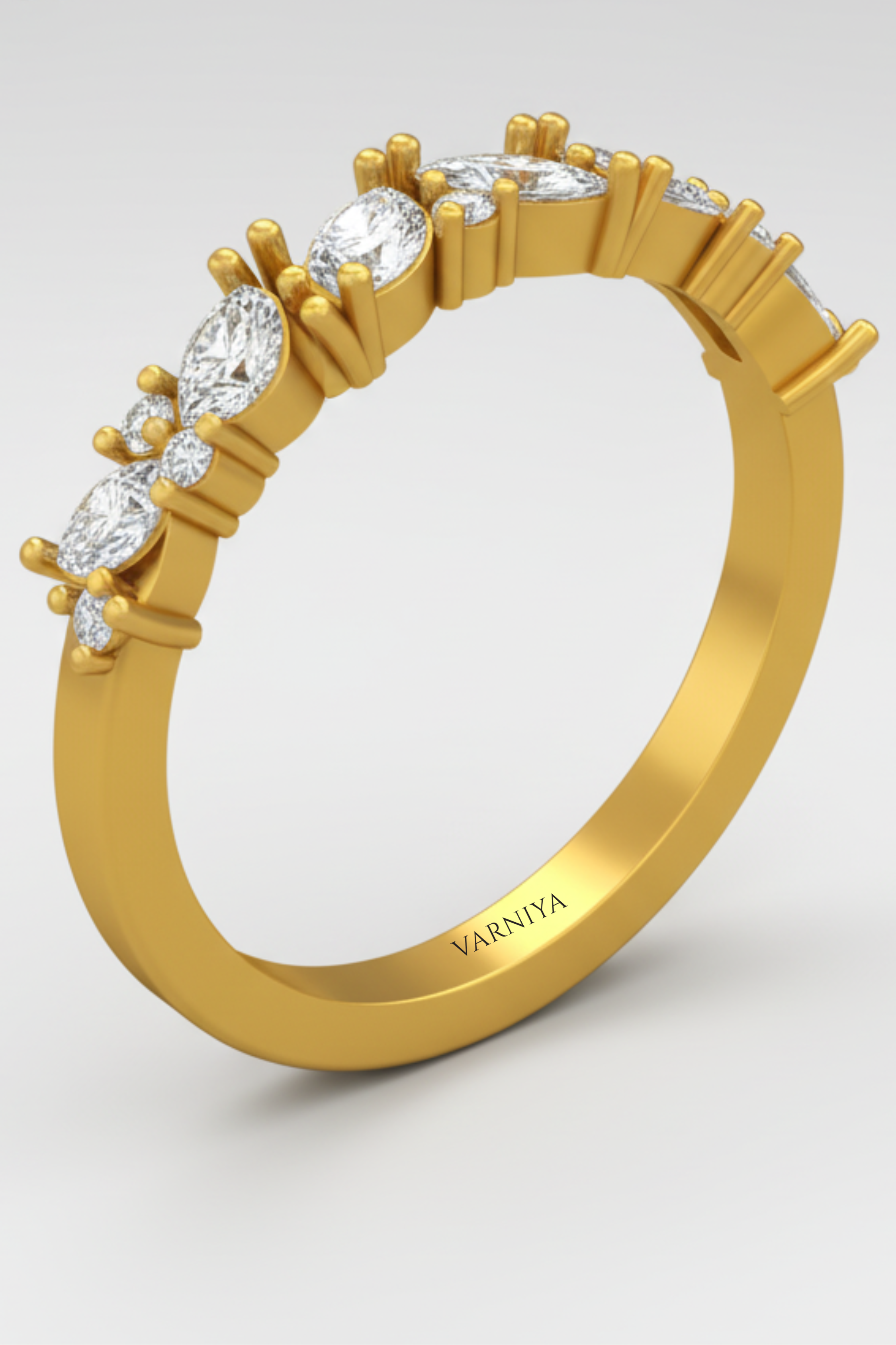 The Florência Marquise & Round Cluster Pavé Band