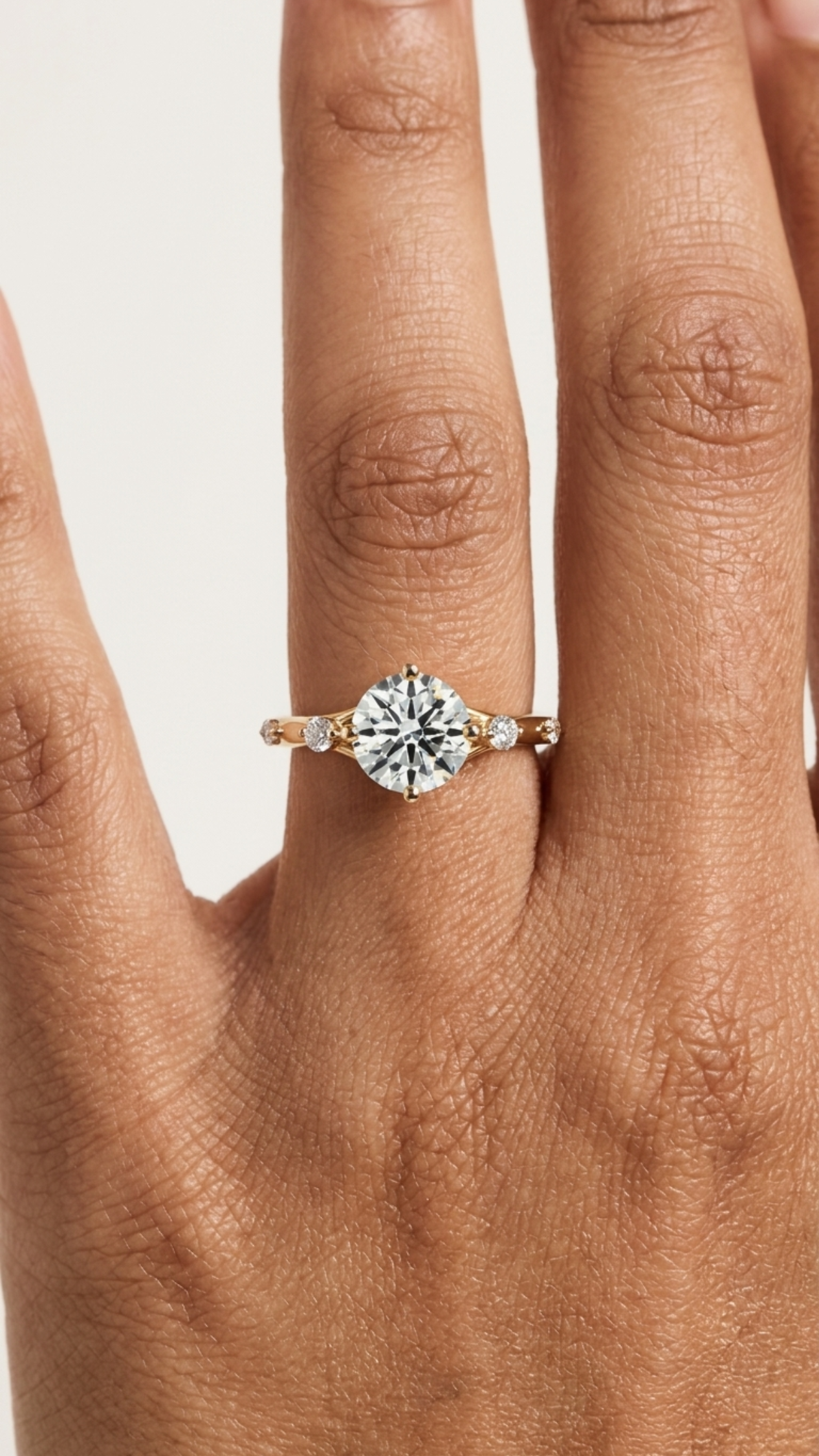 0.30Ct Chevron Grace Ring with round Brilliant Solitaire in Ring Size 8