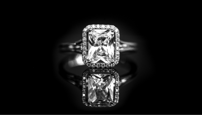 Ditch the Norm—Go for Men Engagement Ring Made of Lab Diamond