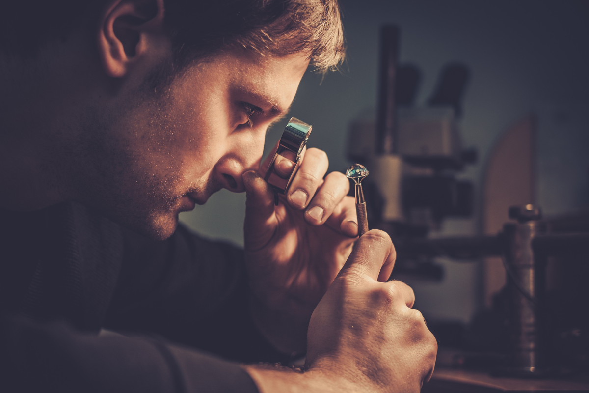 What to Look for in Lab-Grown Diamonds When Jewelry Shopping