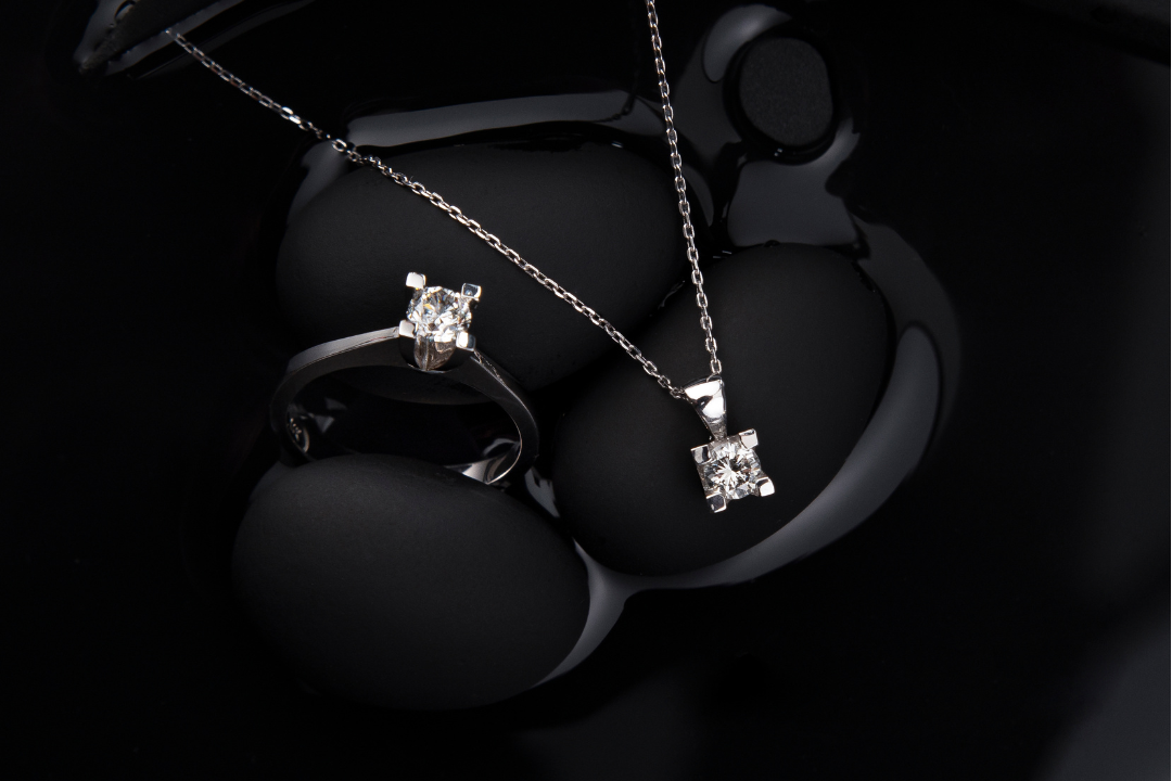 How to Insure Diamond Earrings for Maximum Coverage