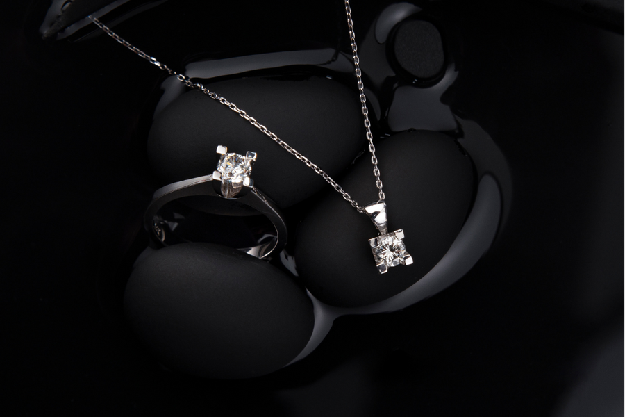 How to Insure Diamond Earrings for Maximum Coverage