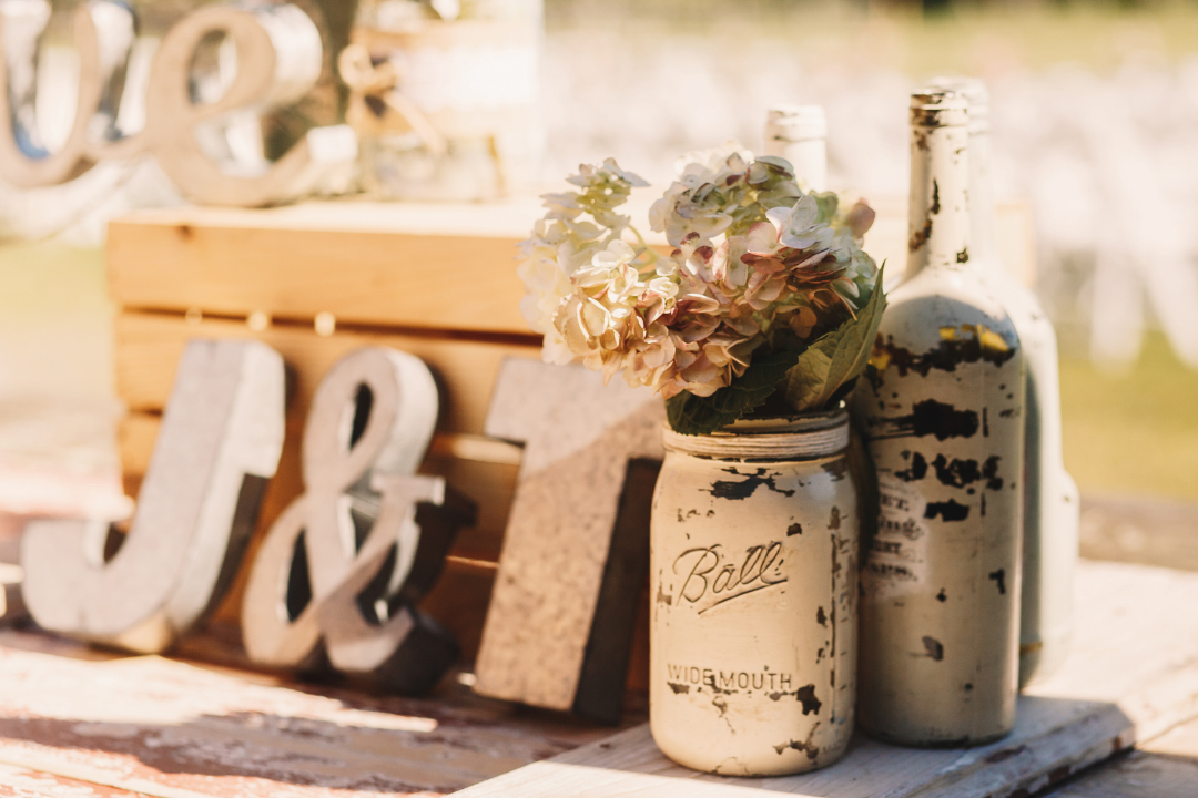 Timeless Vintage Wedding Ideas and Decor