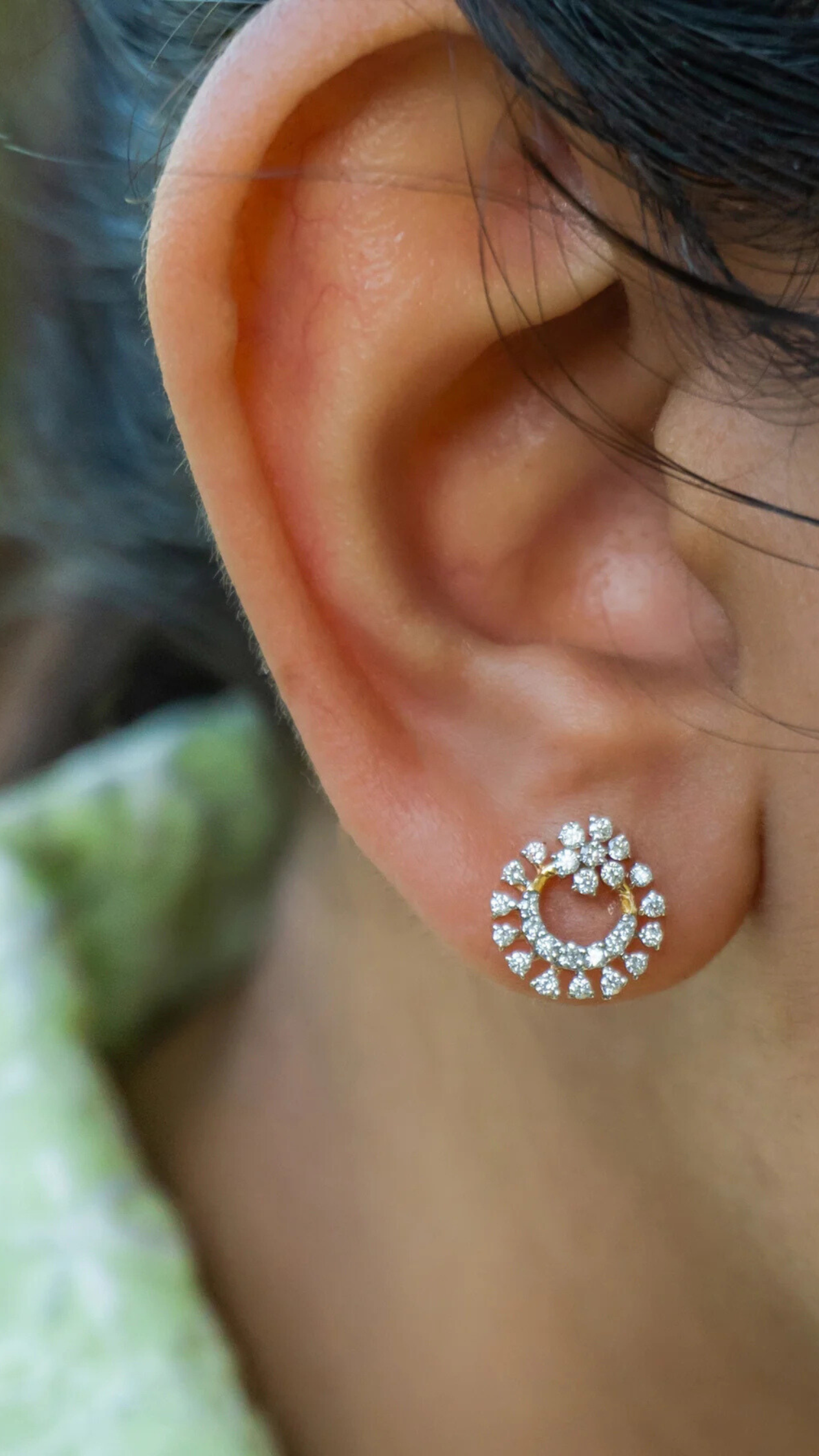 Flora Glo Diamond Studs