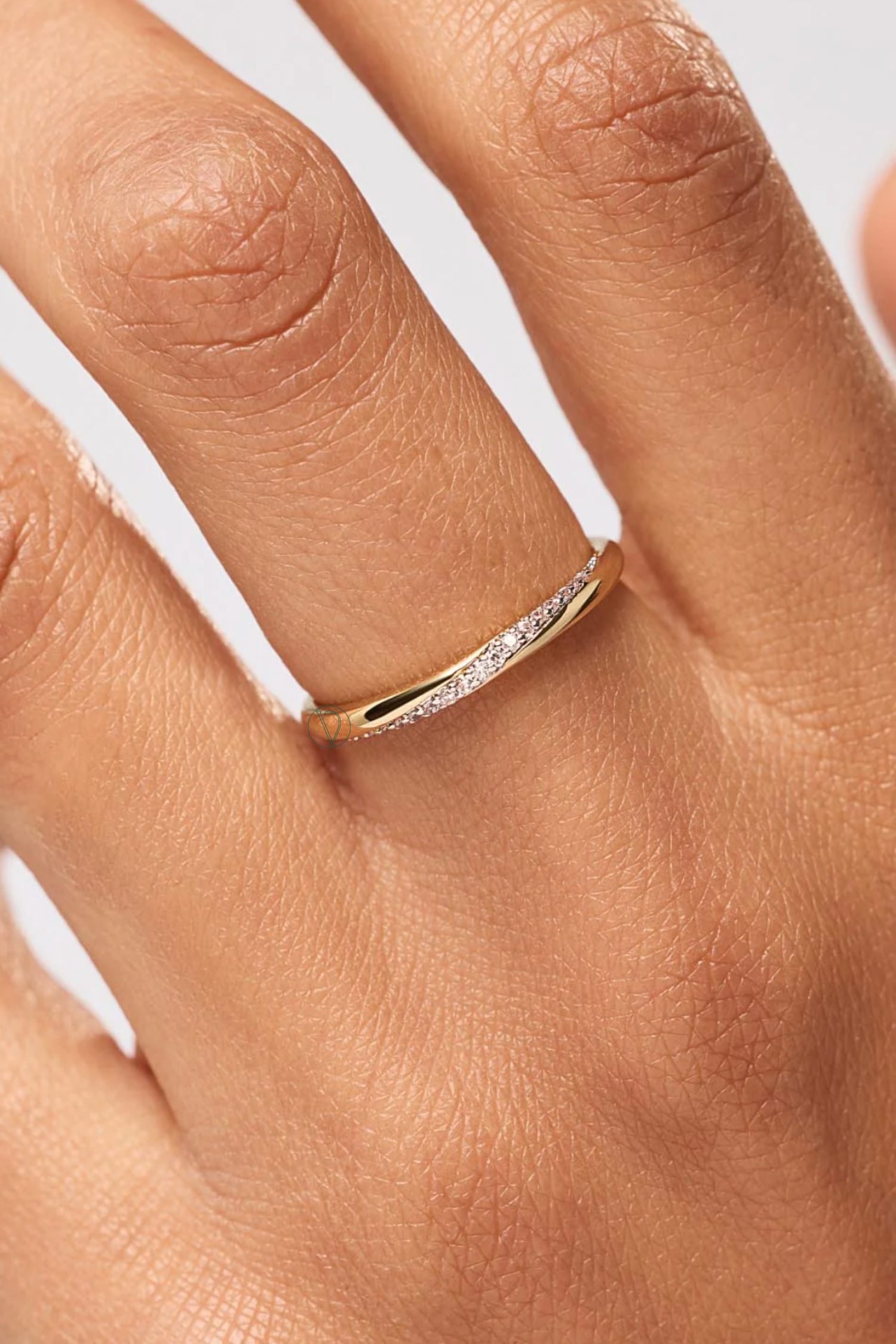 Diamond Twist Band