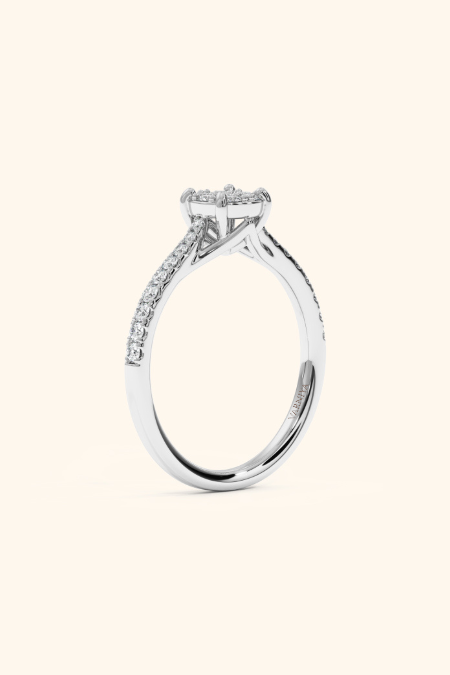 Chloe Round Diamond Cluster Pavé Ring