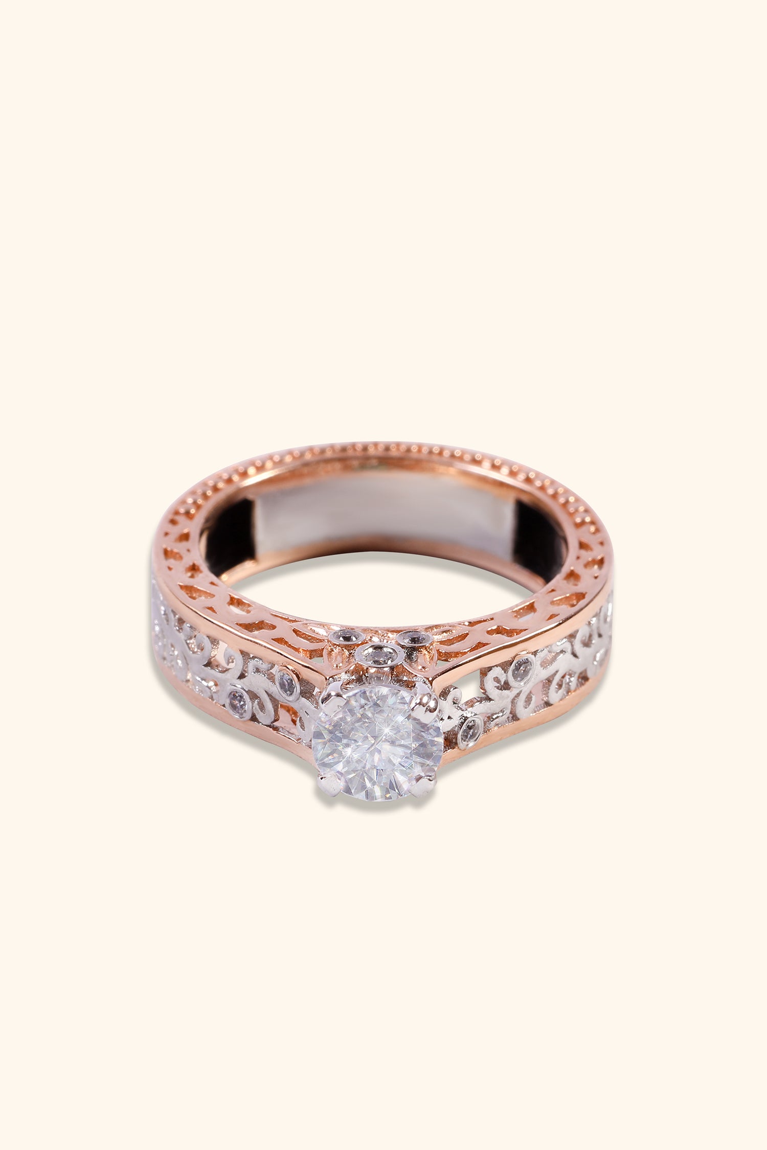 Isabella Vintage Ring with a Round Solitaire