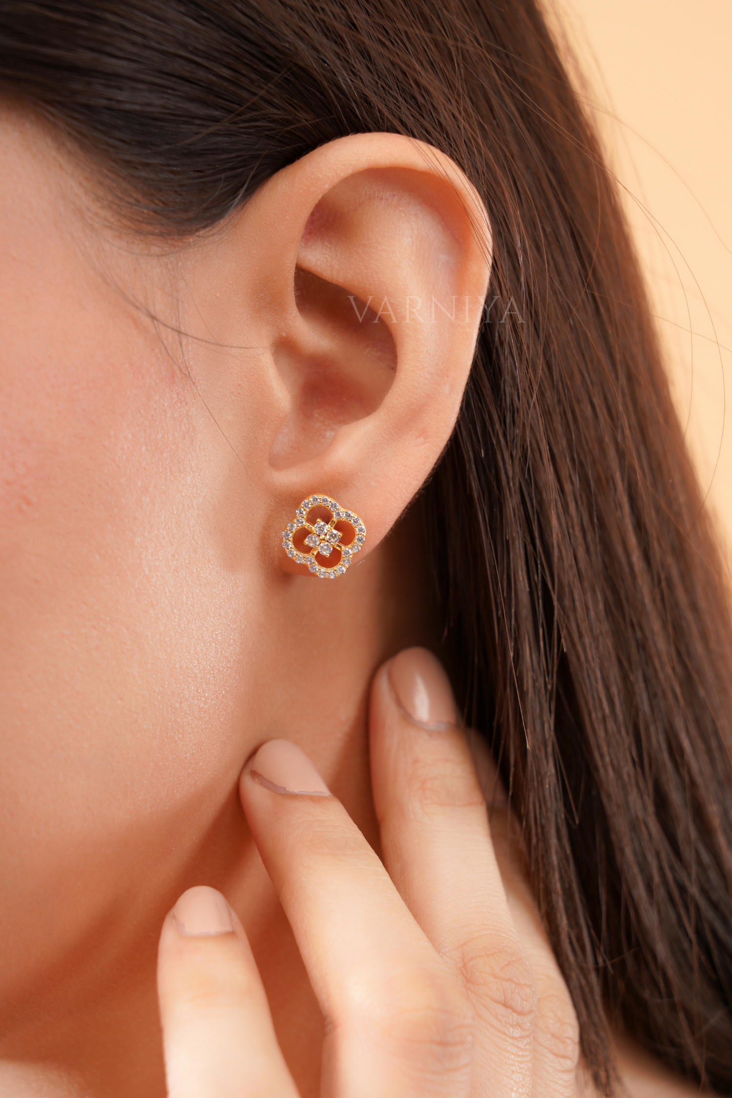 Rosette Sparkling Studs