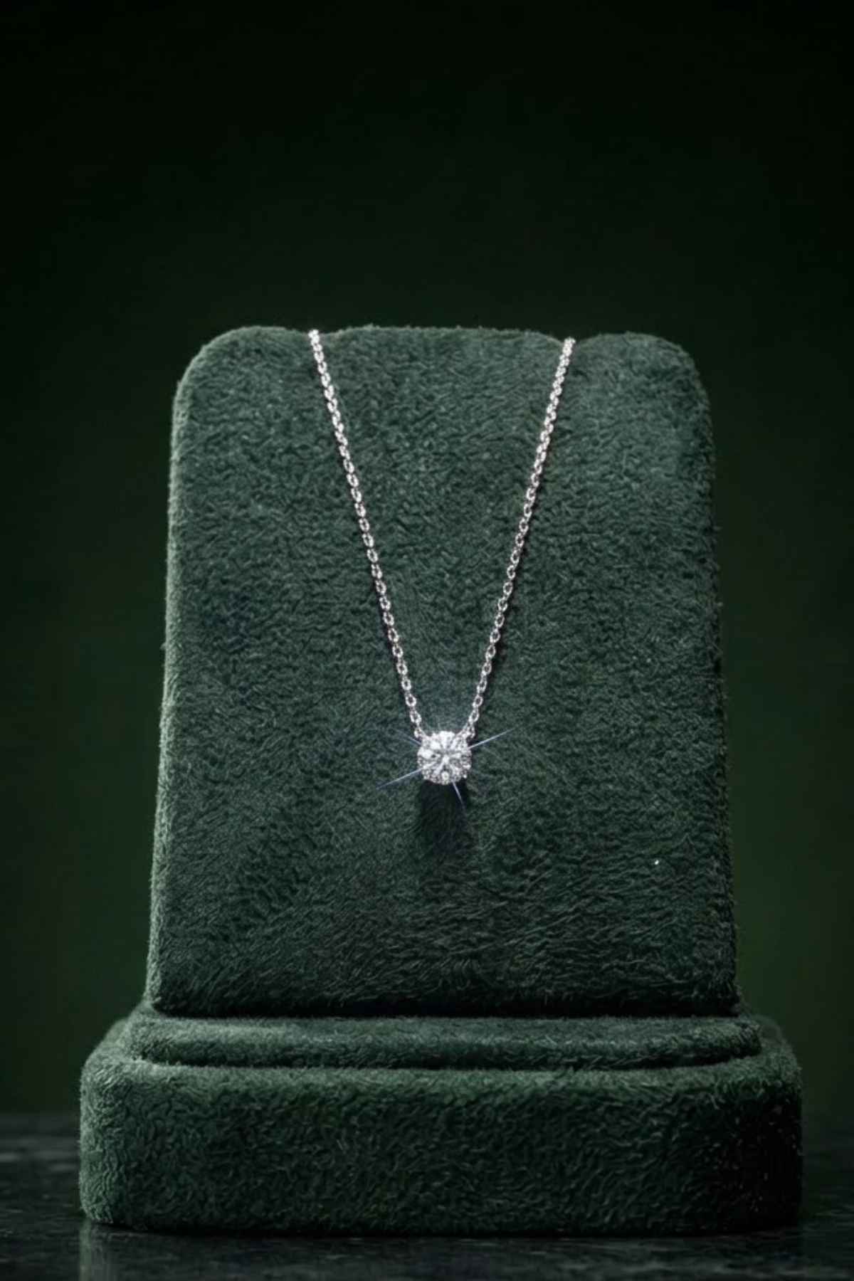 0.55Ct Everyday Sparkle Round Solitaire Pendant with Chain