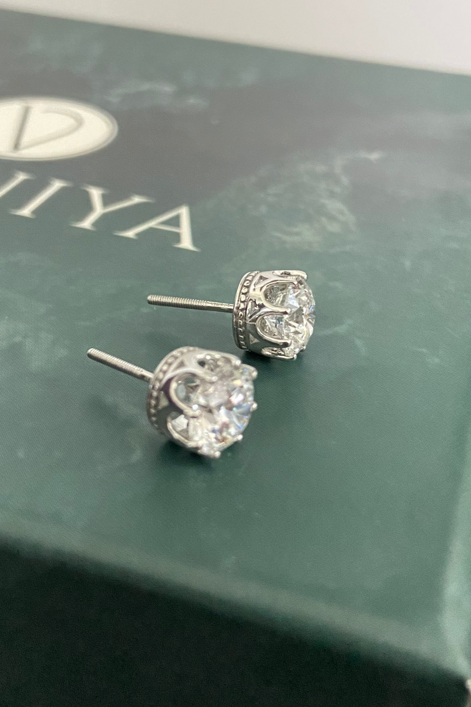 Crown Set Round Brilliant Solitaire Studs