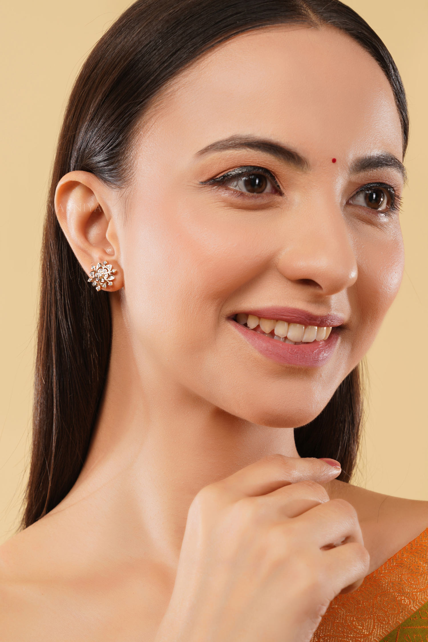 Traditional Elegant Petal Cluster Studs