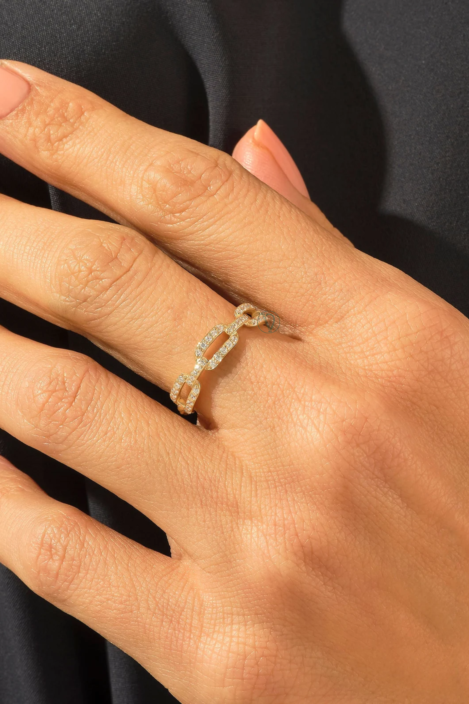 Buckle Chain Link Ring