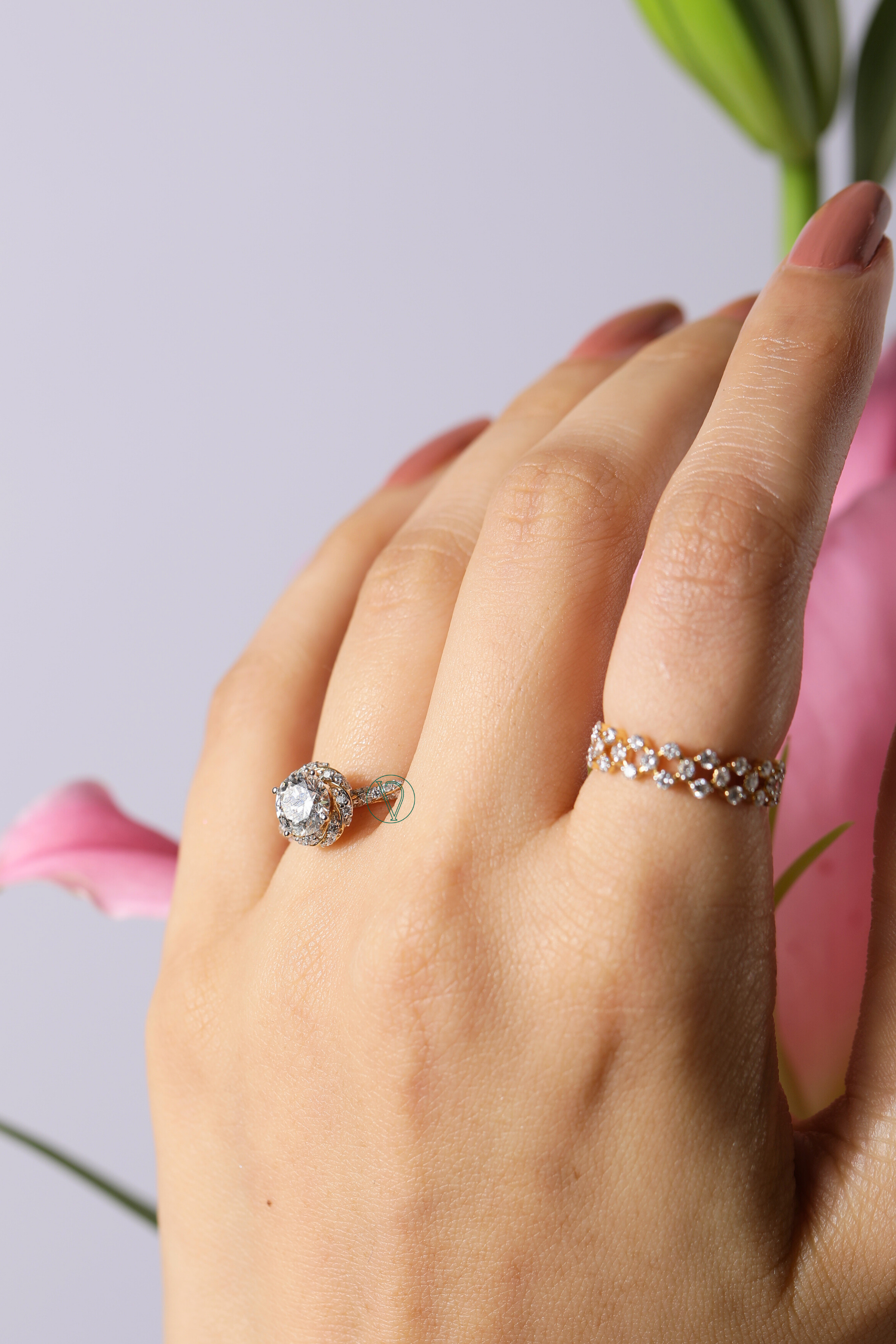 Naomi Twisted Pavé Diamond Halo Ring