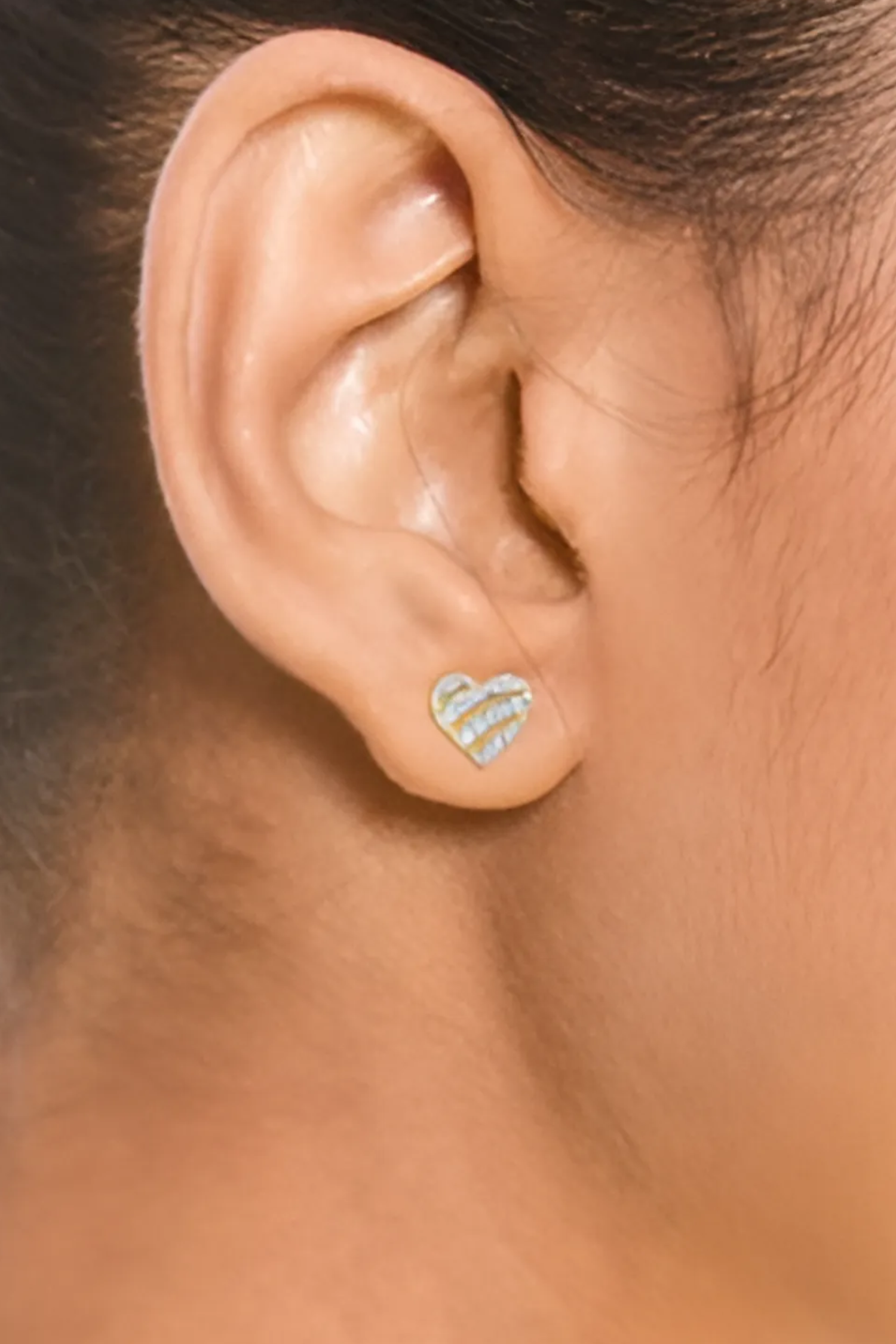 Verona Pavé Heart Studs