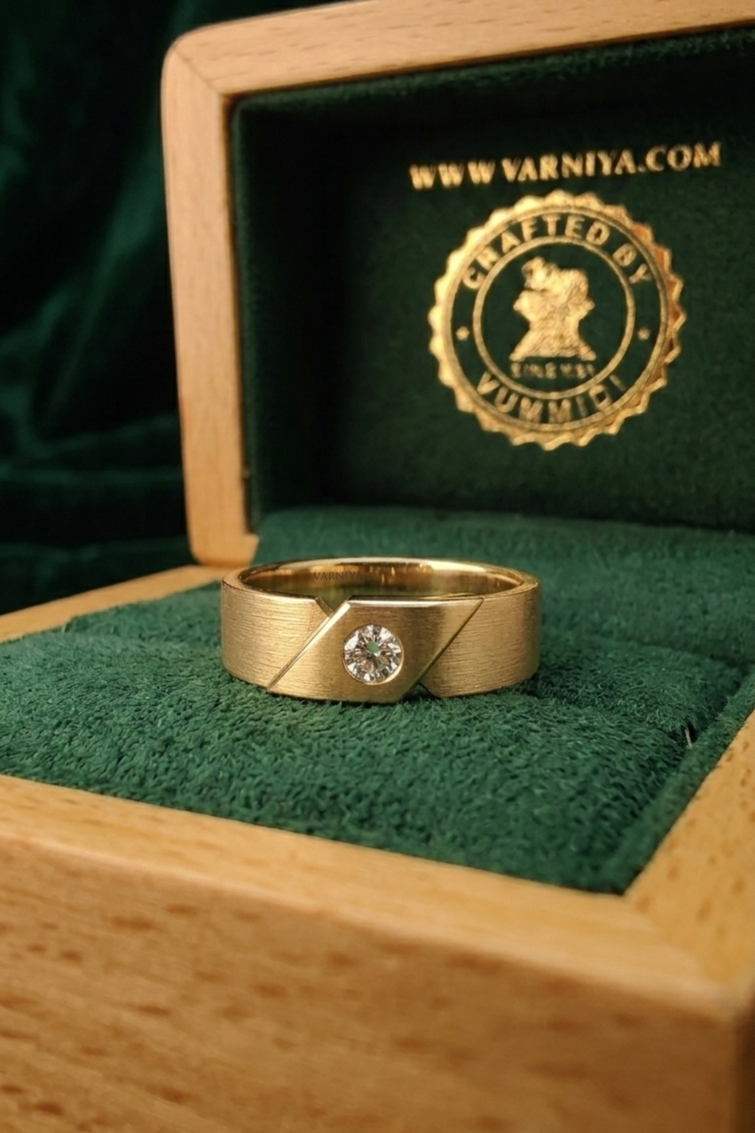 Crest Men's Band