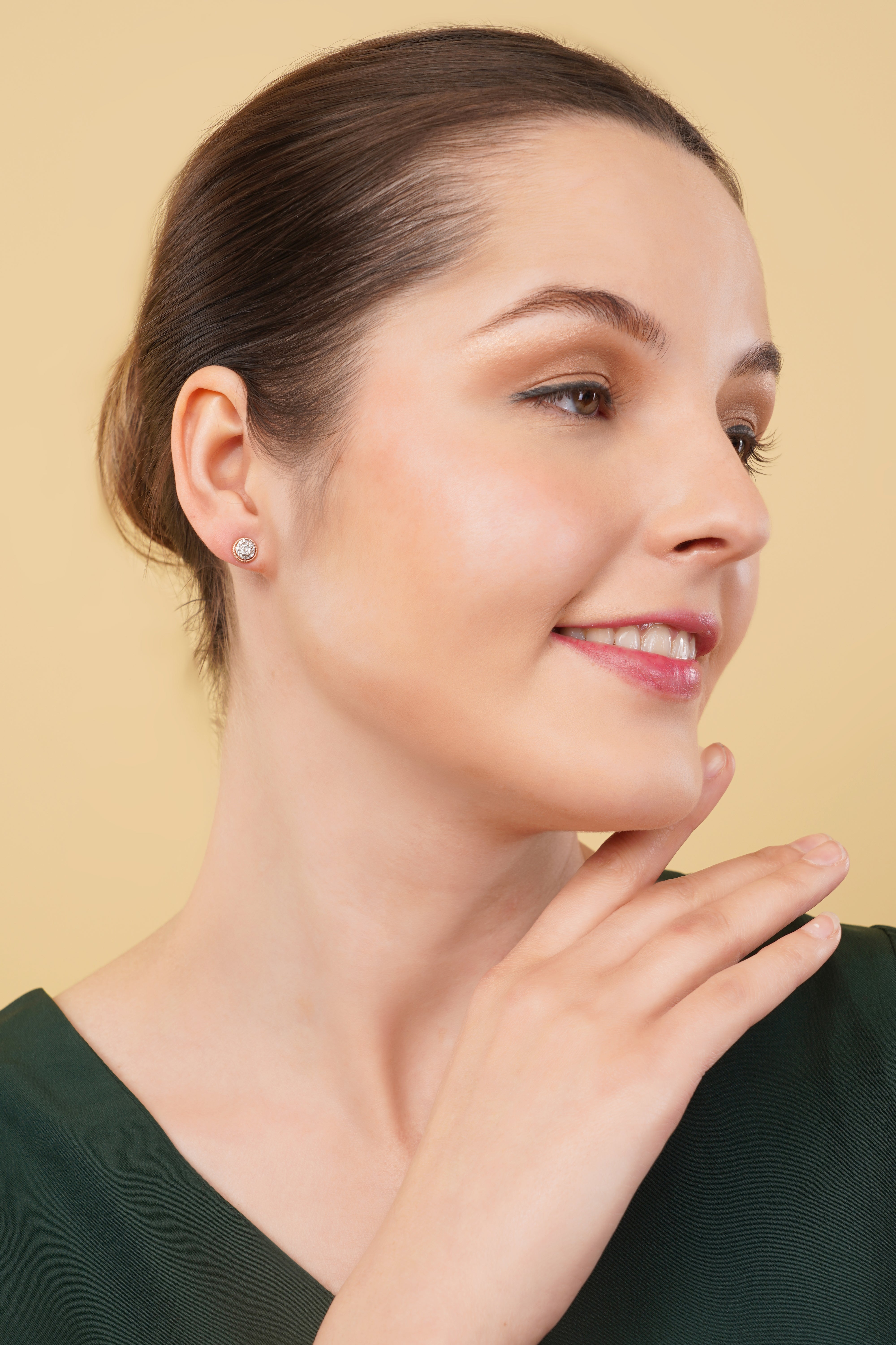 Duna Diamond Cluster Studs