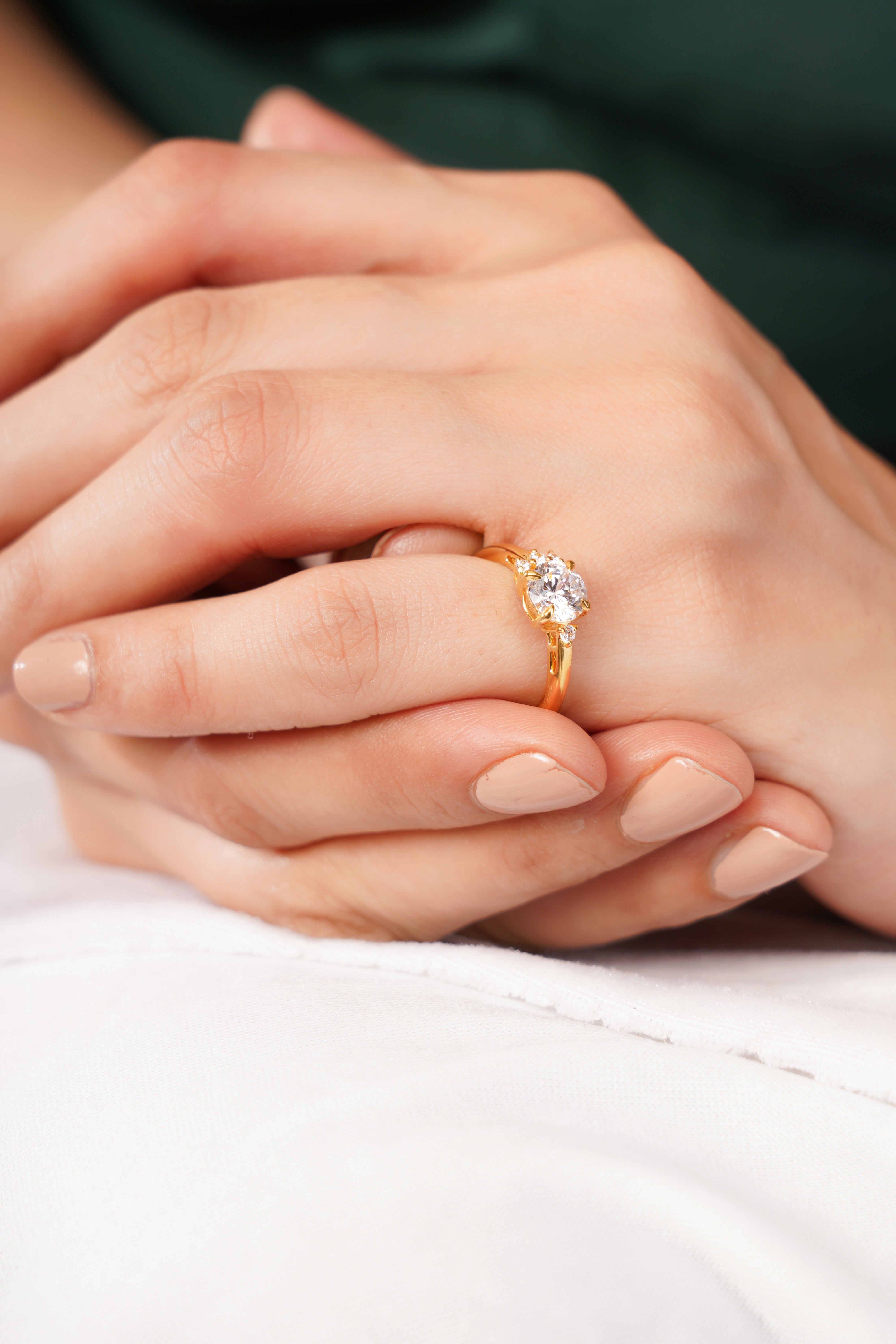 Estrella Cluster Engagement Ring