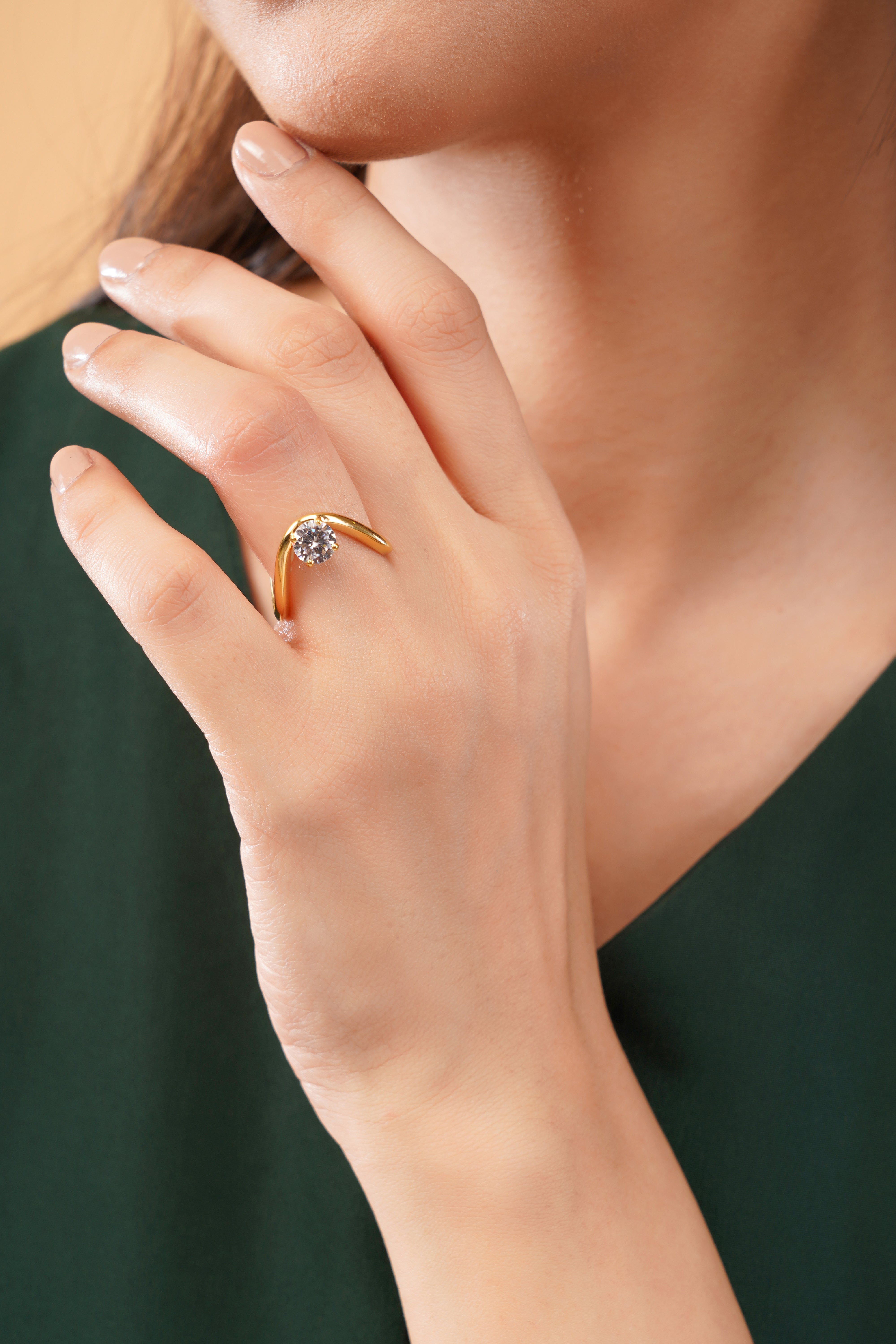 Valentina V-Band Engagement Ring